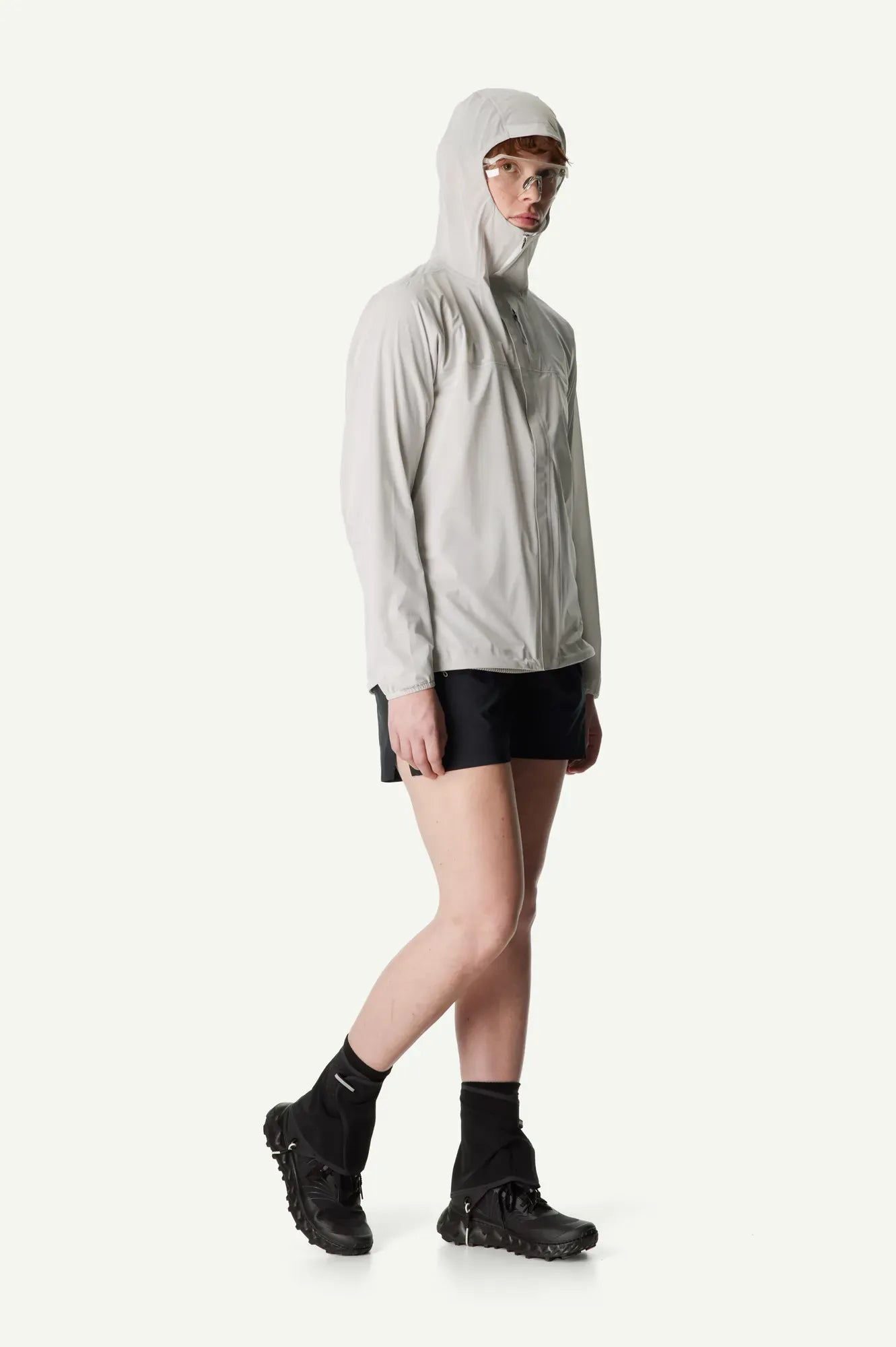 houdini-the-orange-damen-shelljacke-powderday-white-wasserdicht image 2