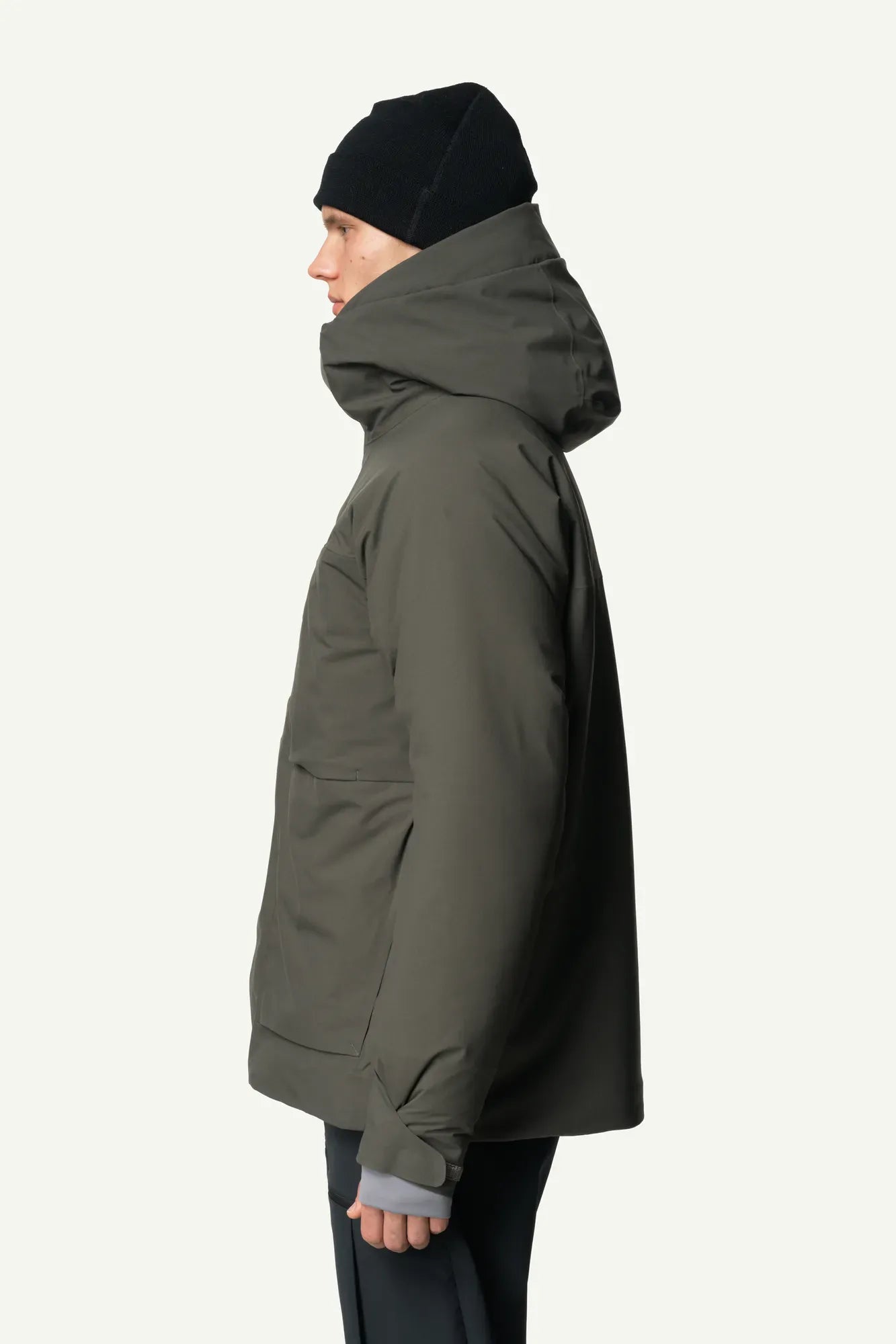 houdini-fall-in-jacket-ii-herren-winterjacke-true-black-primaloft image 2