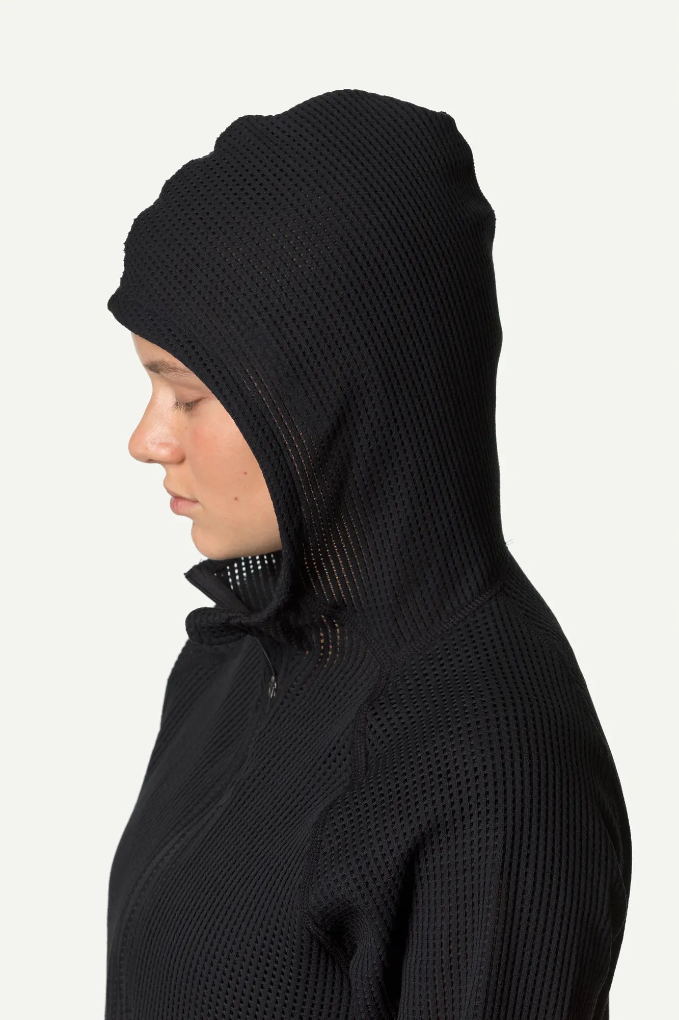 houdini-pace-w-s-pace-flow-houdi-fleece-hoodie-true-black image 6