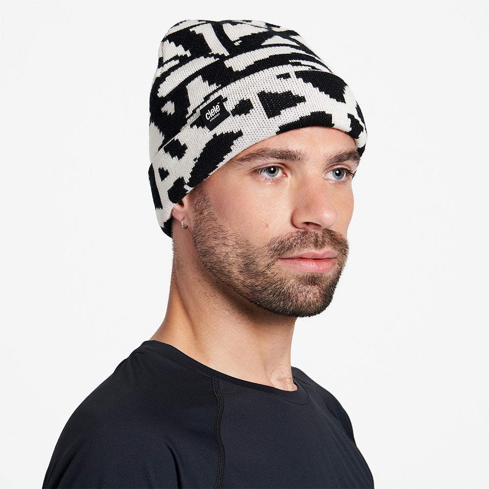 ciele-clnbeanie-all-over-loopy-tile-m-tze-whitaker-merino image 3