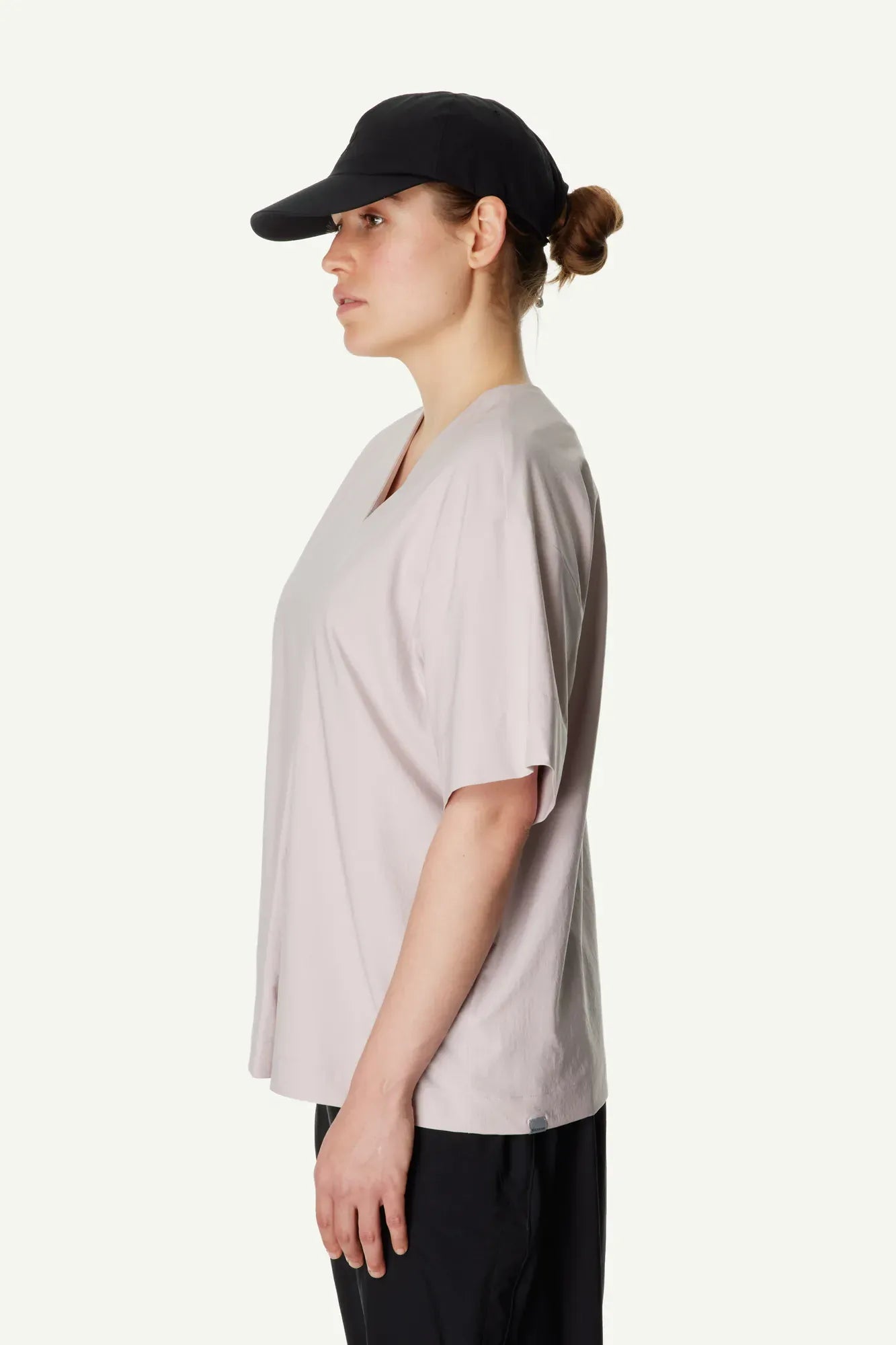 houdini-cosmo-top-ii-w-s-outdoor-shirt-damen-true-black image 8