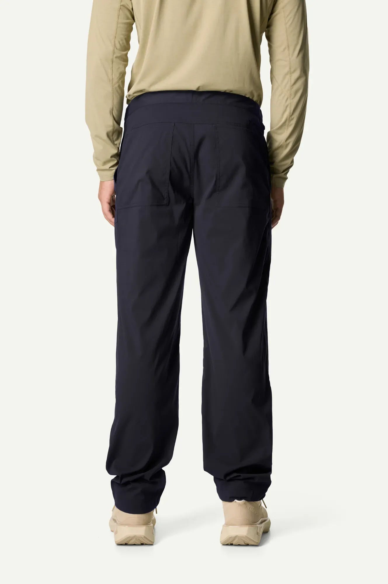 houdini-liquid-chore-pants-herren-hose-true-black-leicht image 5