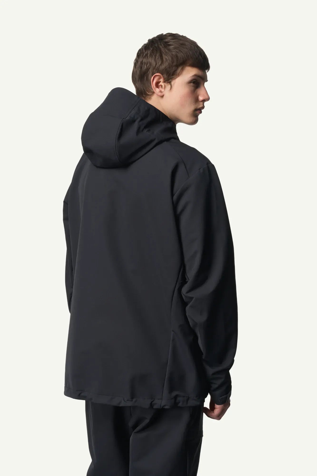 houdini-alpine-tech-houdi-softshelljacke-true-black image 6