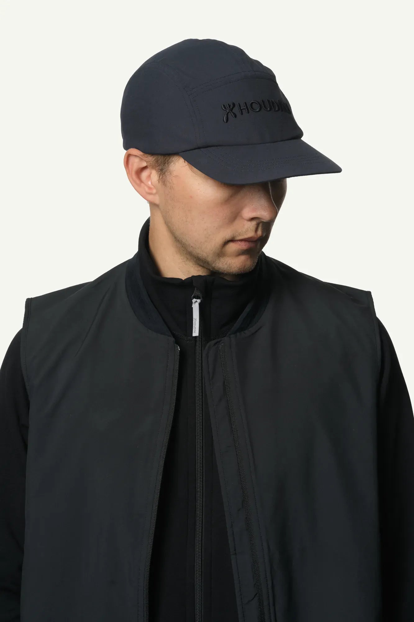 houdini-ftn-ftn-cap-outdoor-cap-true-black-gr-m-l-5-panel image 5