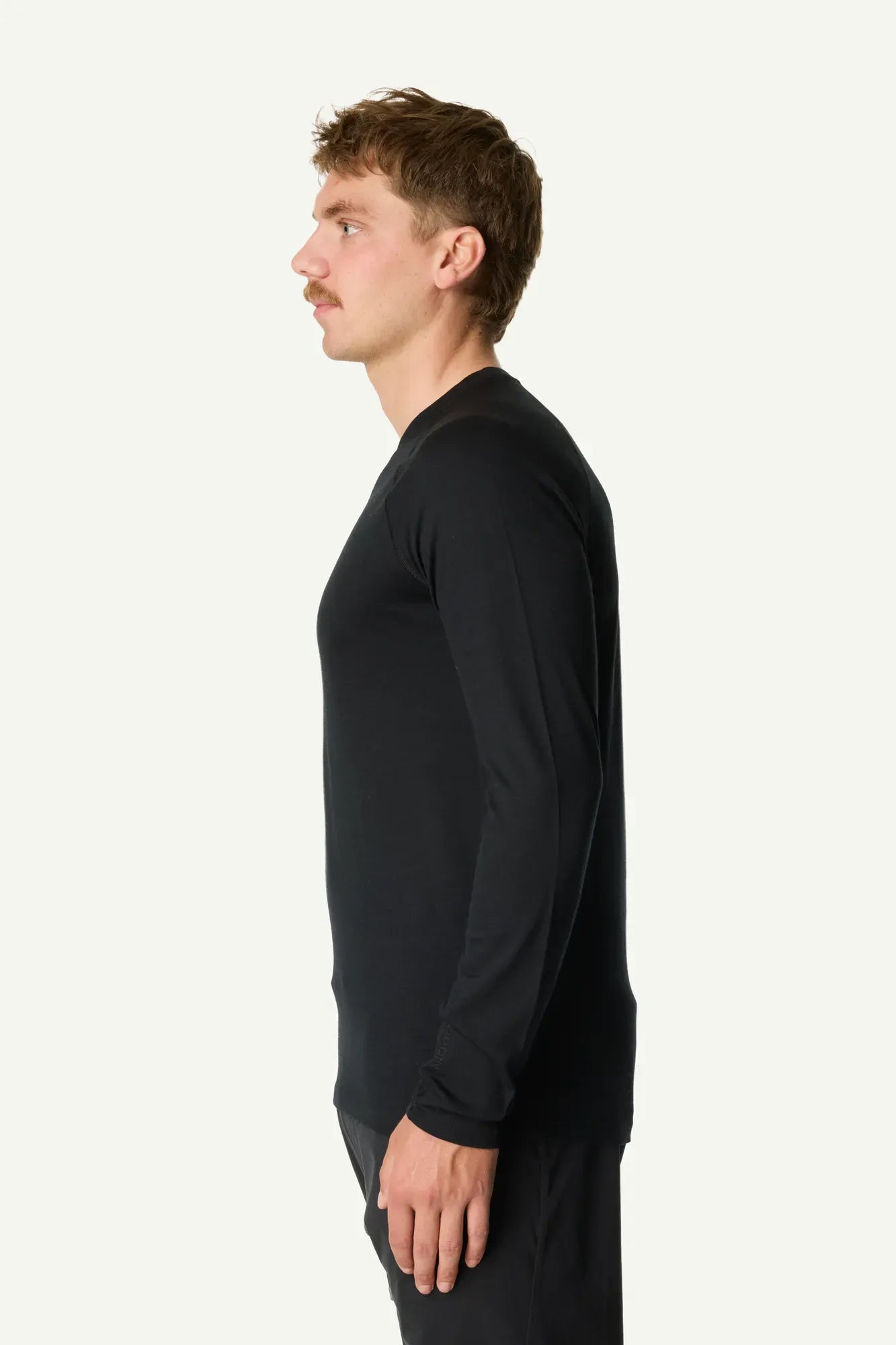 houdini-puremerino-m-s-crew-baselayer-true-black image 2