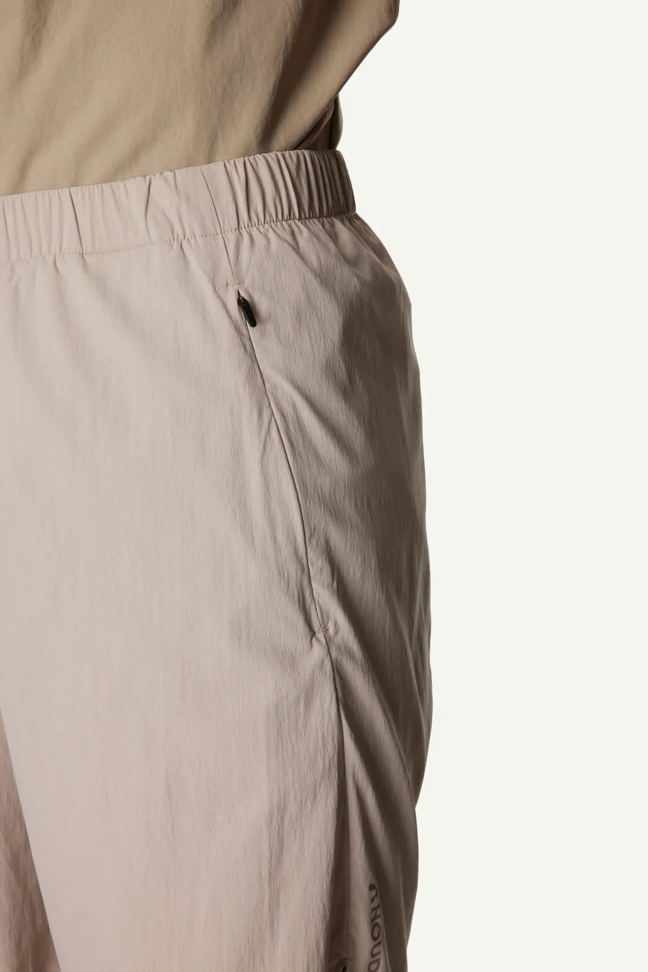 houdini-liquid-shorts-herren-sandstorm-schnelltrocknend image 4