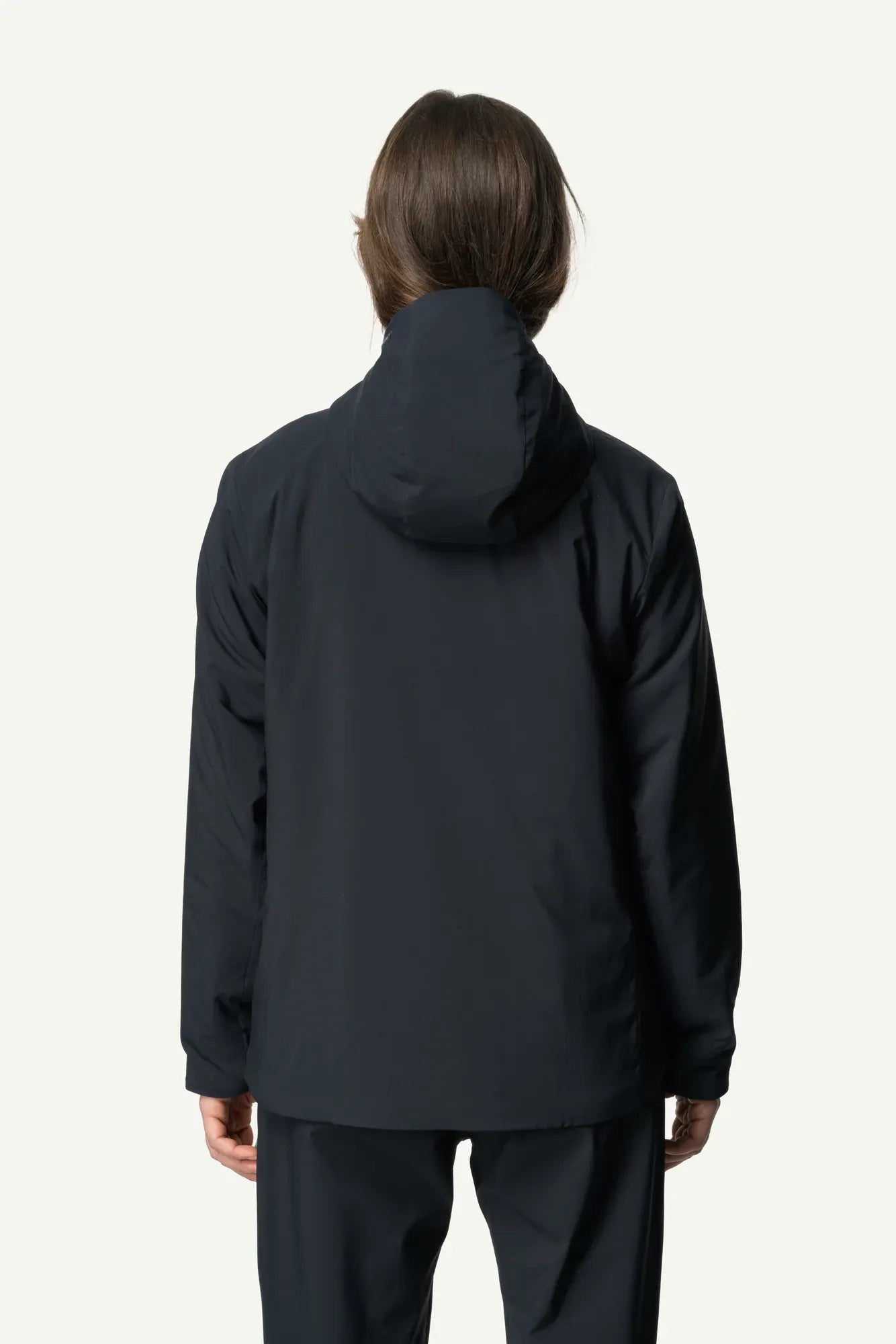 houdini-puff-up-houdi-damen-isolationsjacke-true-black-leicht image 3