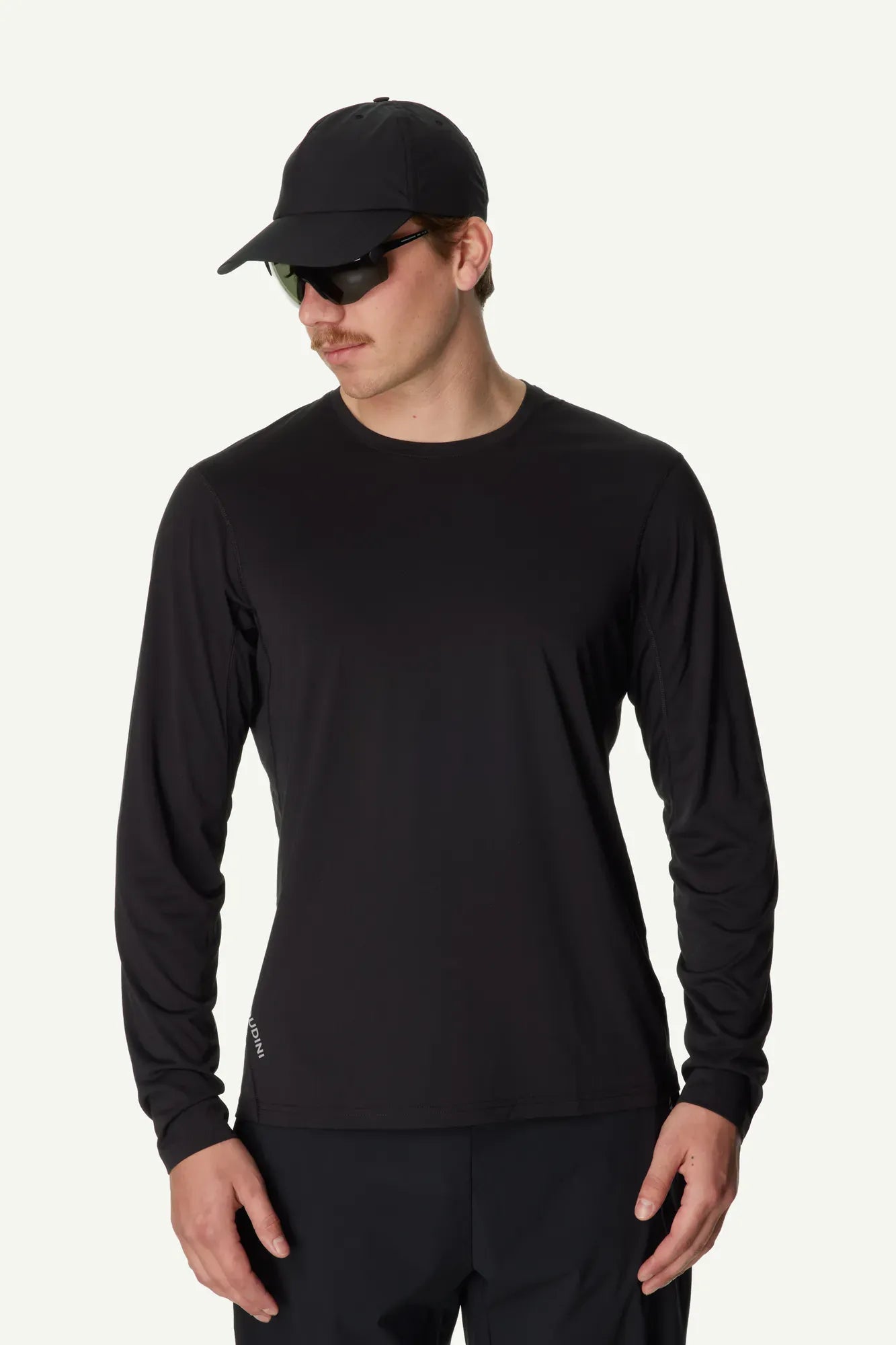 houdini-pace-herren-laufshirt-langarm-true-black-schnell image 1