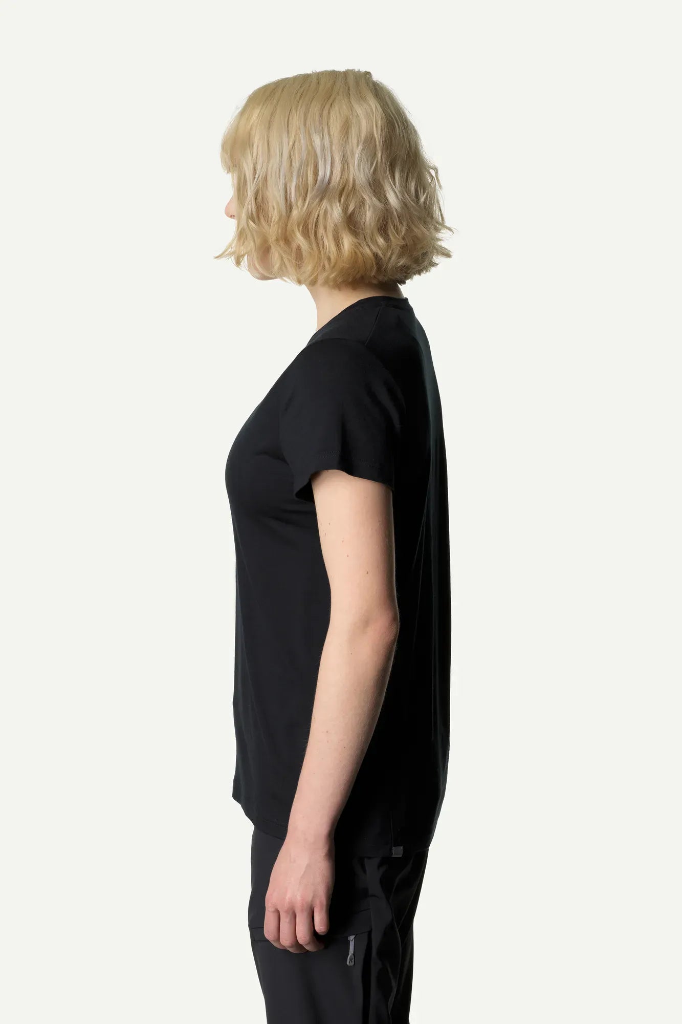 houdini-desoli-w-s-desoli-tee-damen-t-shirt-true-black-merinowolle image 6