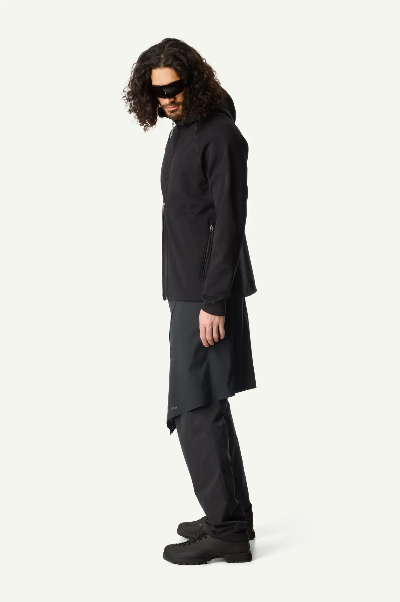houdini-power-up-houdi-fleecejacke-herren-true-black-warm image 7