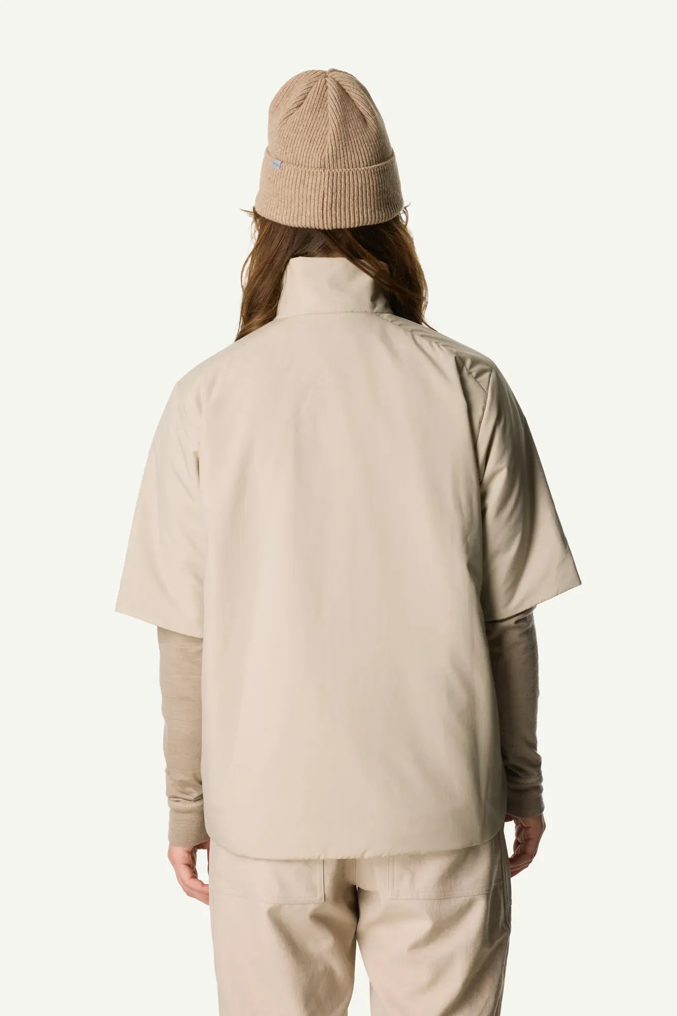 houdini-enfold-tee-t-shirt-isolation-primaloft-true-black image 3