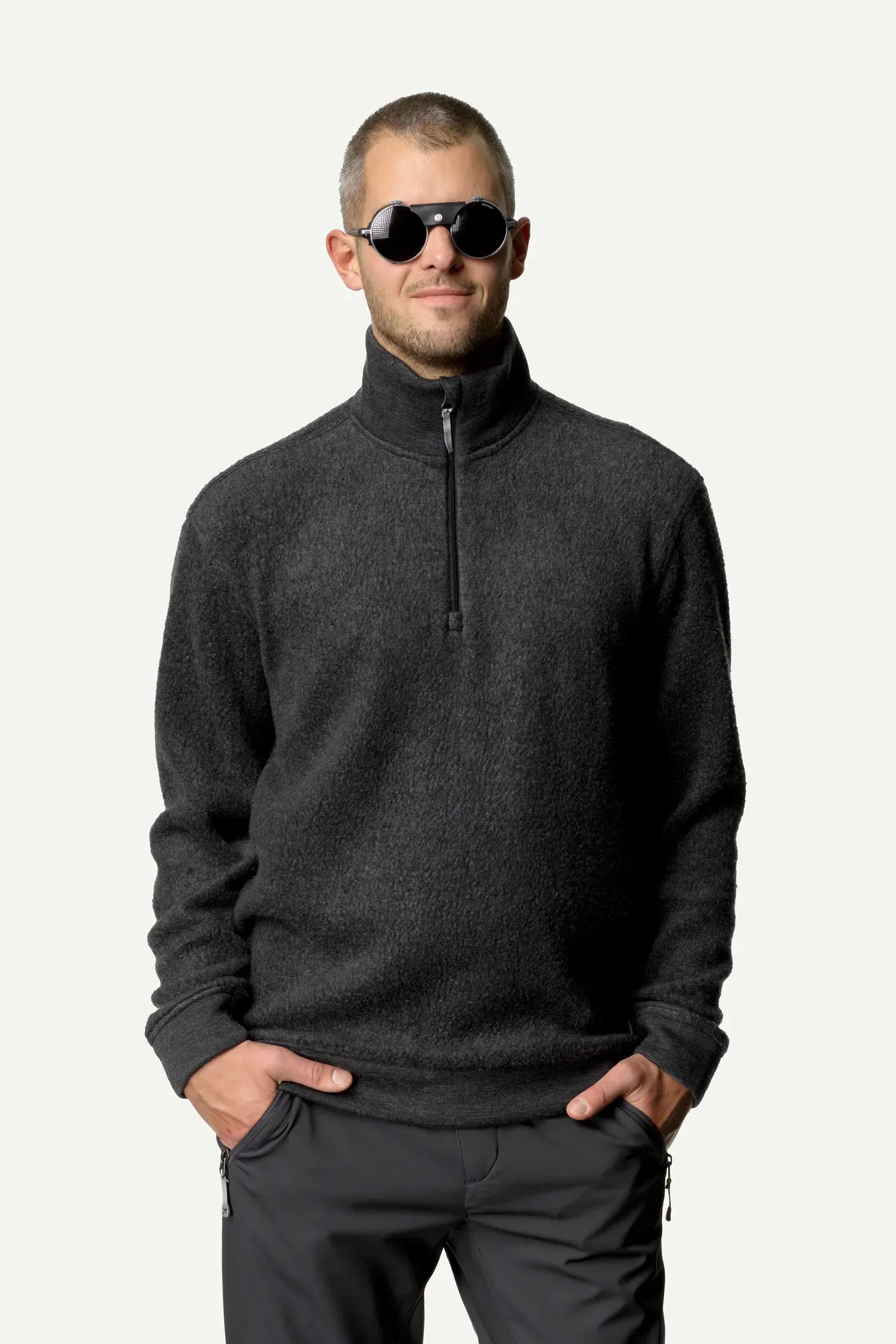 houdini-alto-half-zip-herren-pullover-true-black-merino image 1