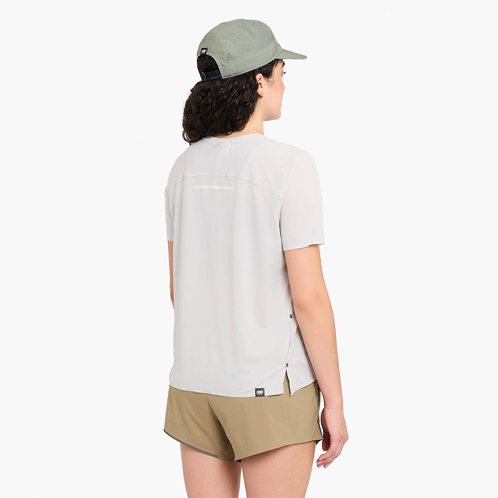 ciele-w-fsttshirt-2-laufshirt-hellgrau-recycelt-damen image 3