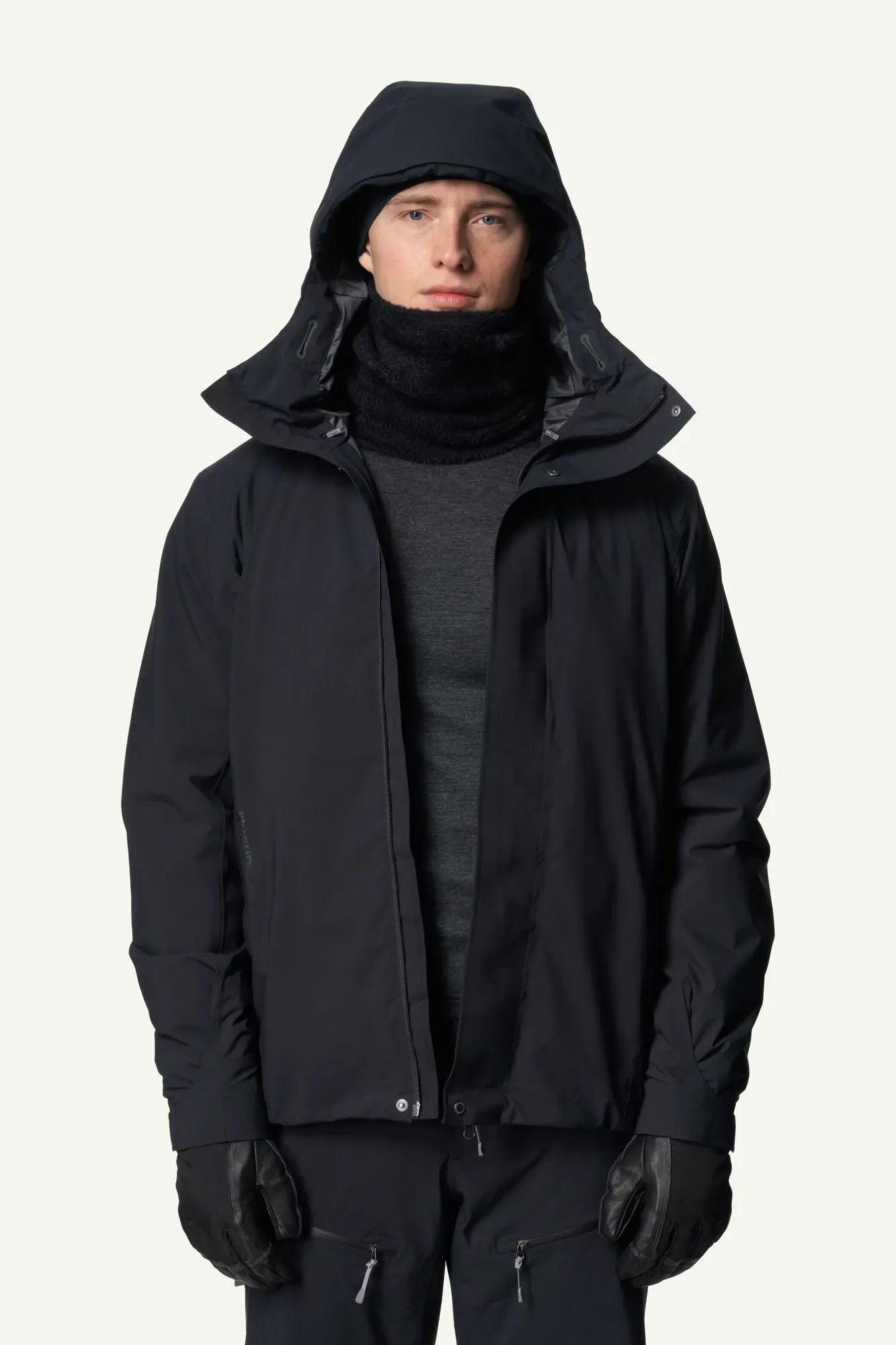 houdini-lykan-neck-gaiter-loop-halsw-rmer-true-black image 3