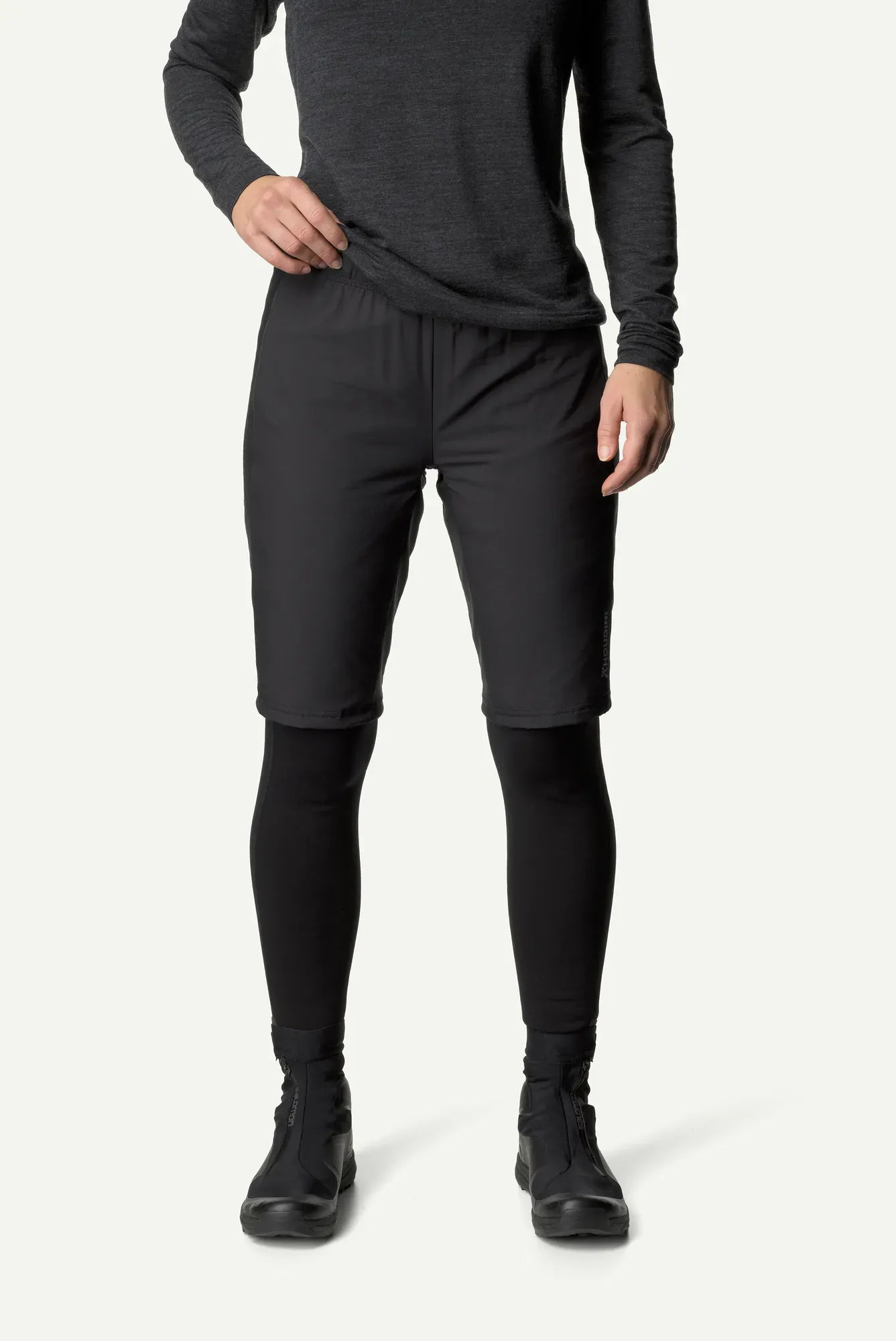 houdini-moonwalk-w-s-moonwalk-shorts-damen-true-black-isoliert image 4