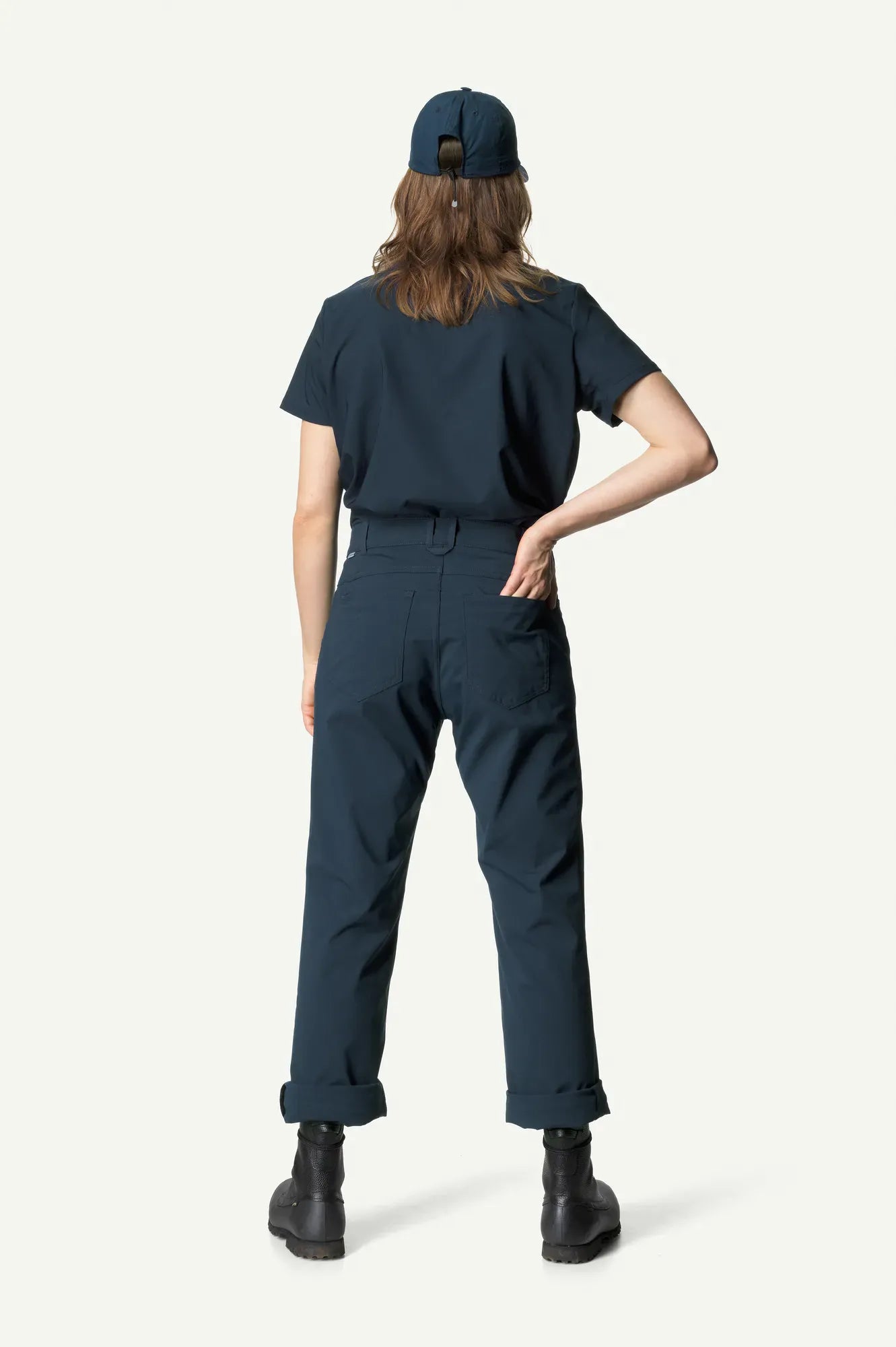 houdini-dock-pants-damen-outdoorhose-blue-illusion-robust image 3