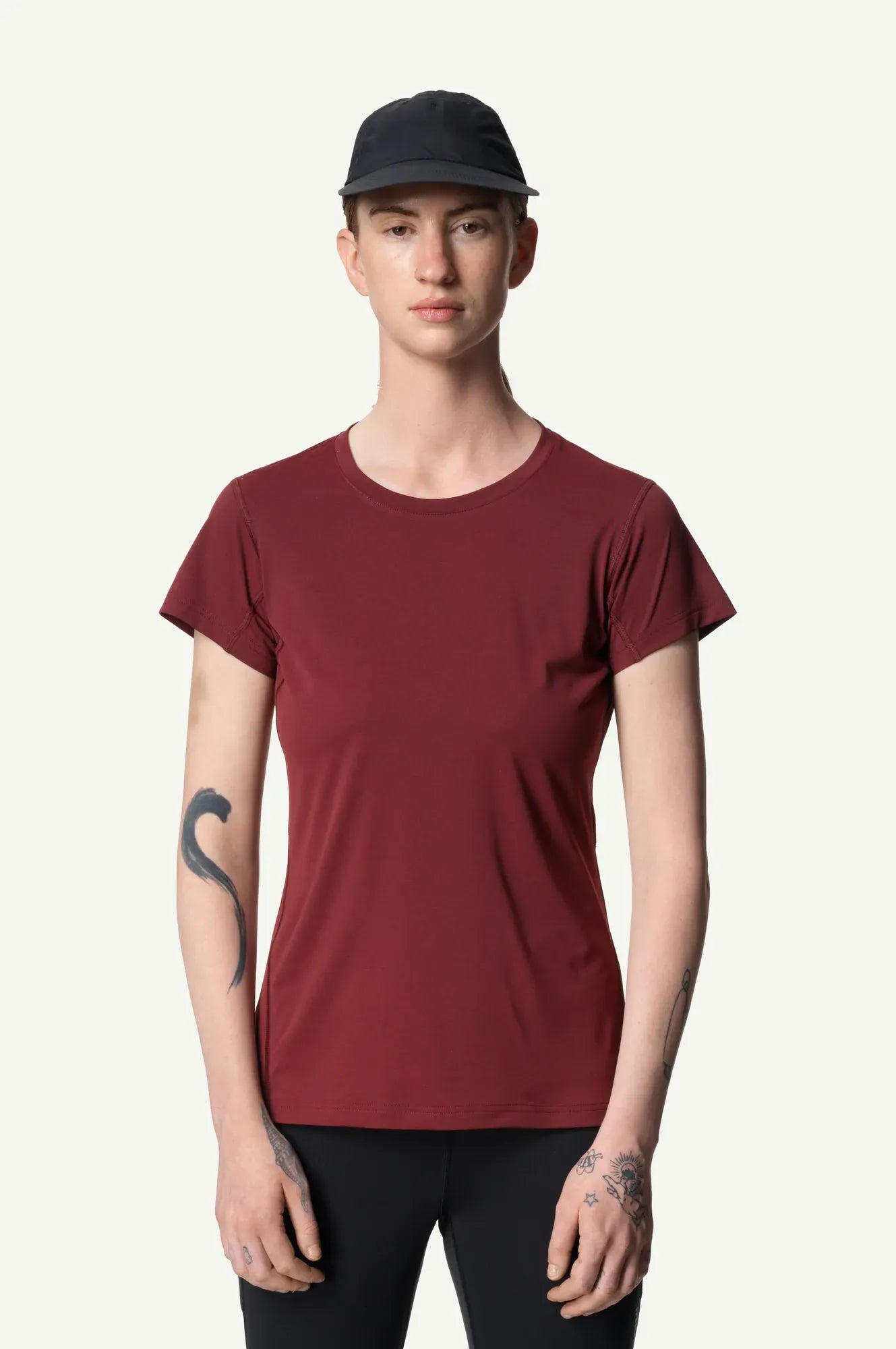 houdini-pace-air-tee-damen-laufshirt-cab-red-recycelt image 6