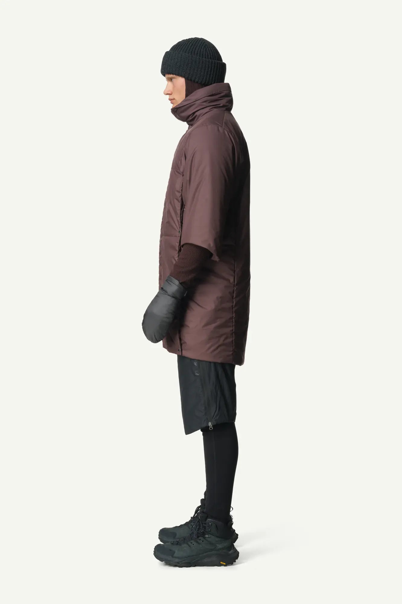 houdini-puff-up-the-cloud-jacke-rock-black-primaloft-isoliert image 3