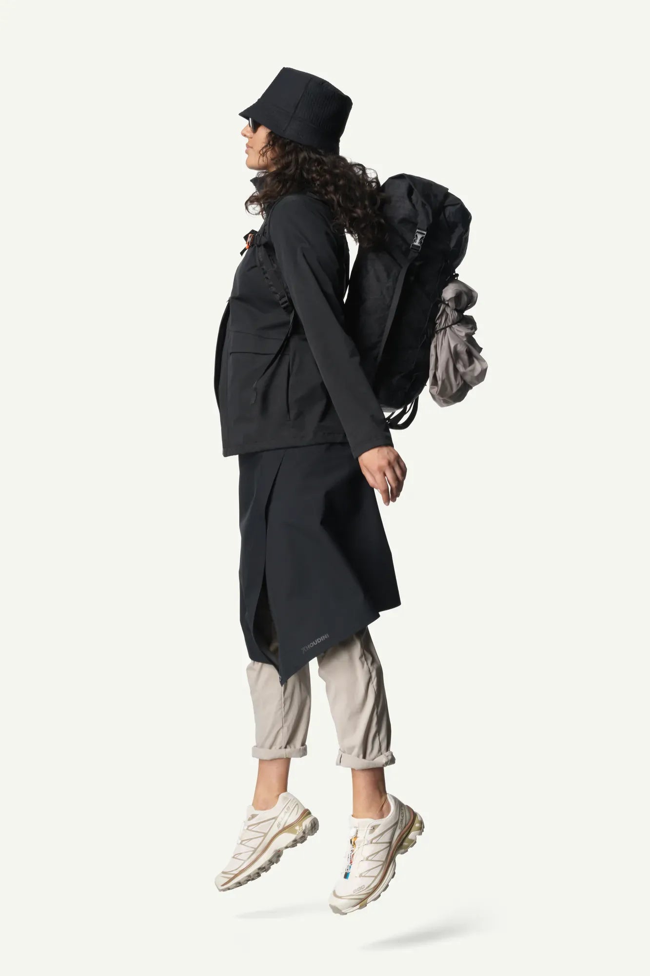 houdini-go-damen-jacke-true-black-softshell image 8