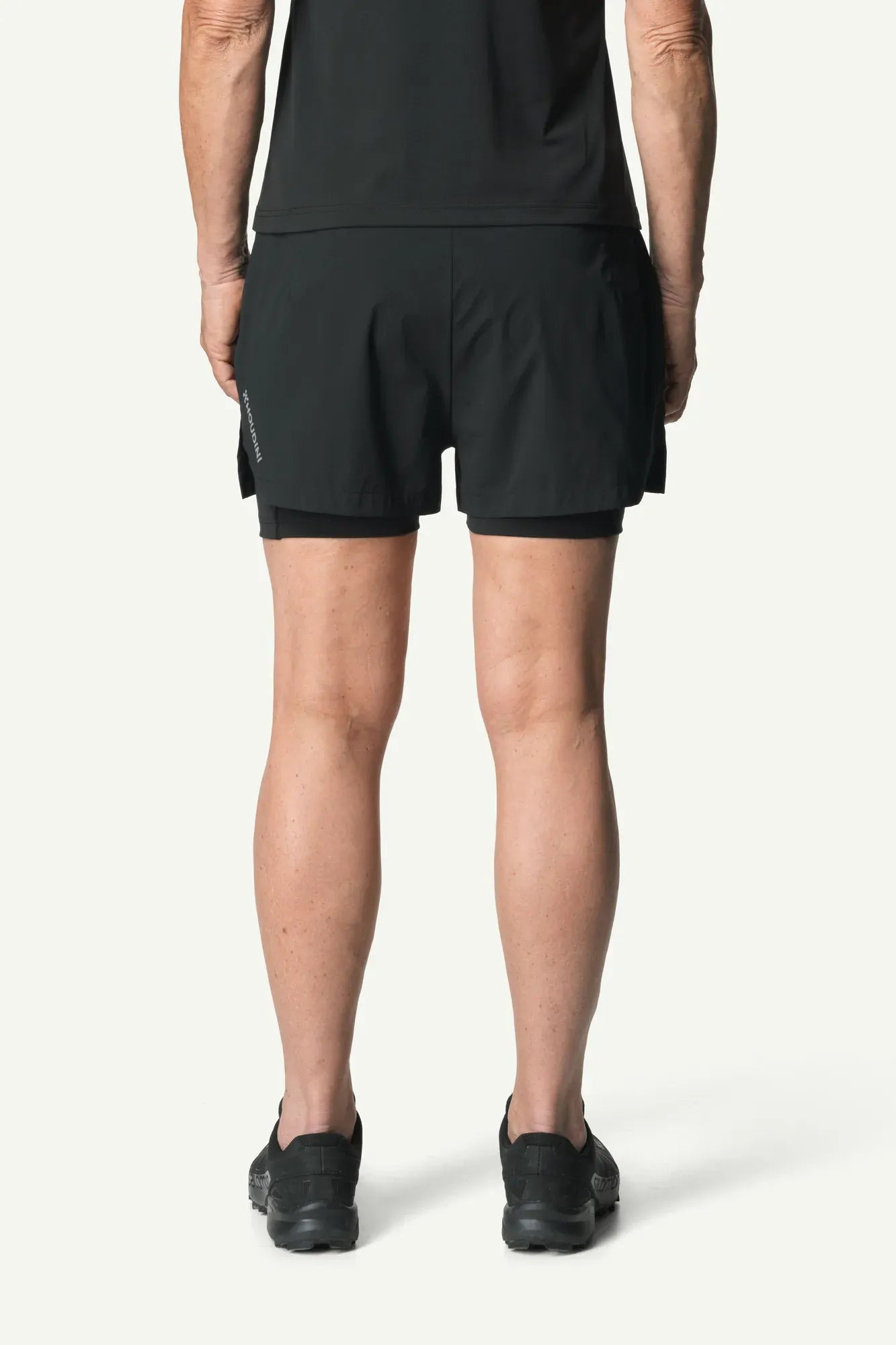 houdini-pace-trail-shorts-w-s-laufshorts-damen-true-black image 6
