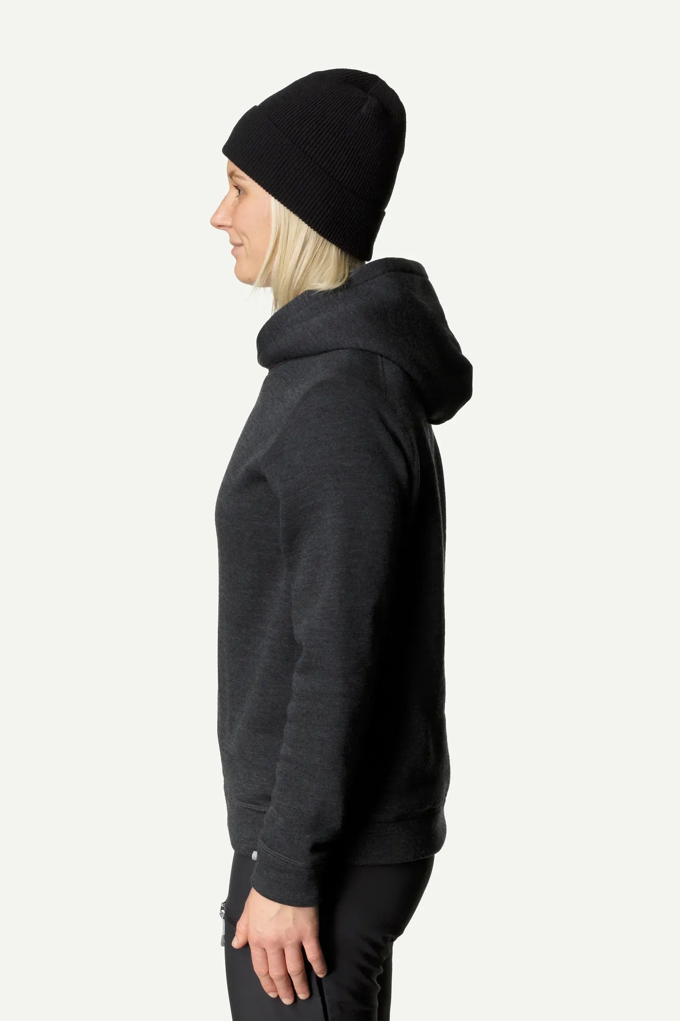 houdini-alto-w-s-alto-houdi-hoodie-true-black-merino image 5
