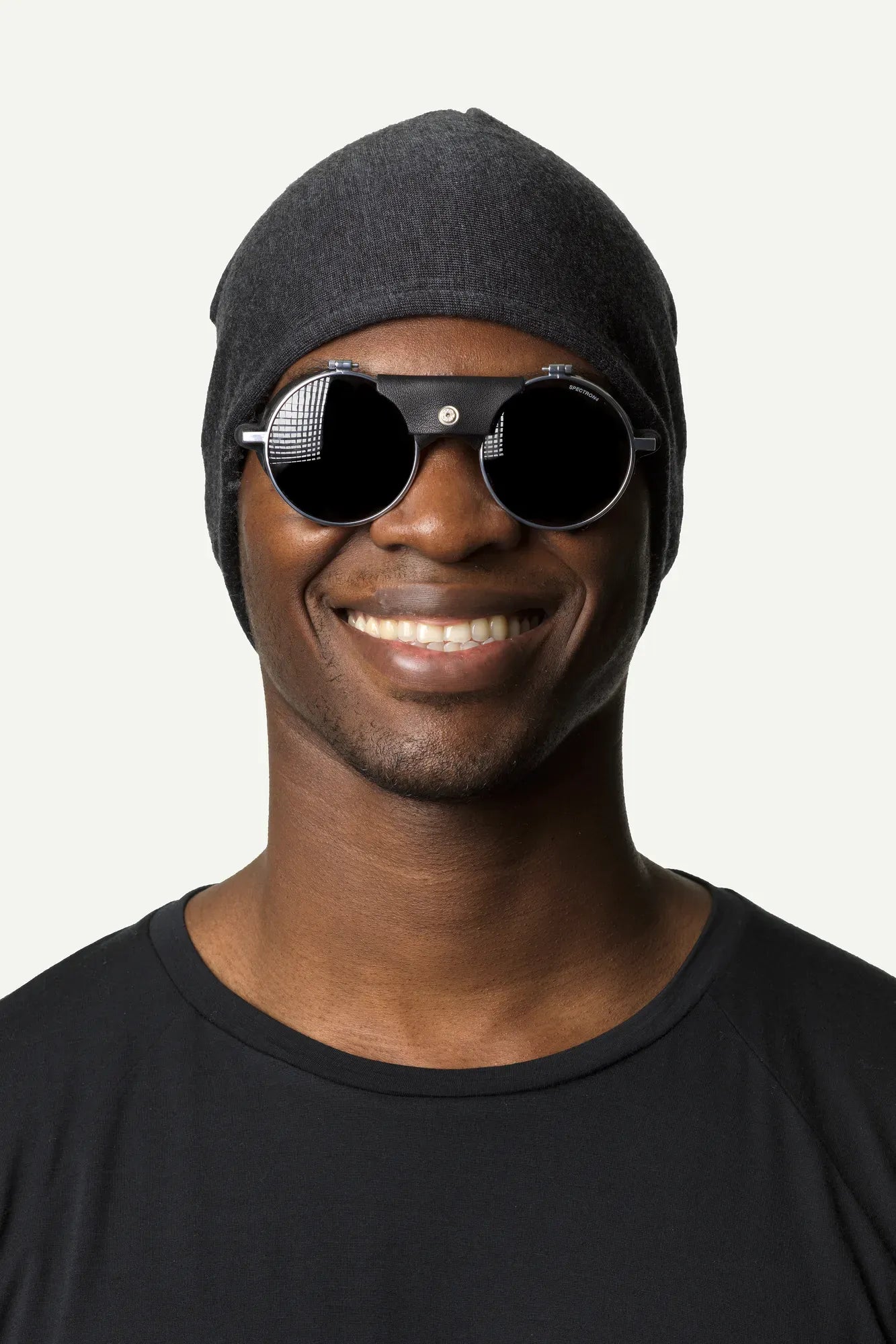 houdini-alto-hat-m-tze-merino-true-black-m-warm image 2