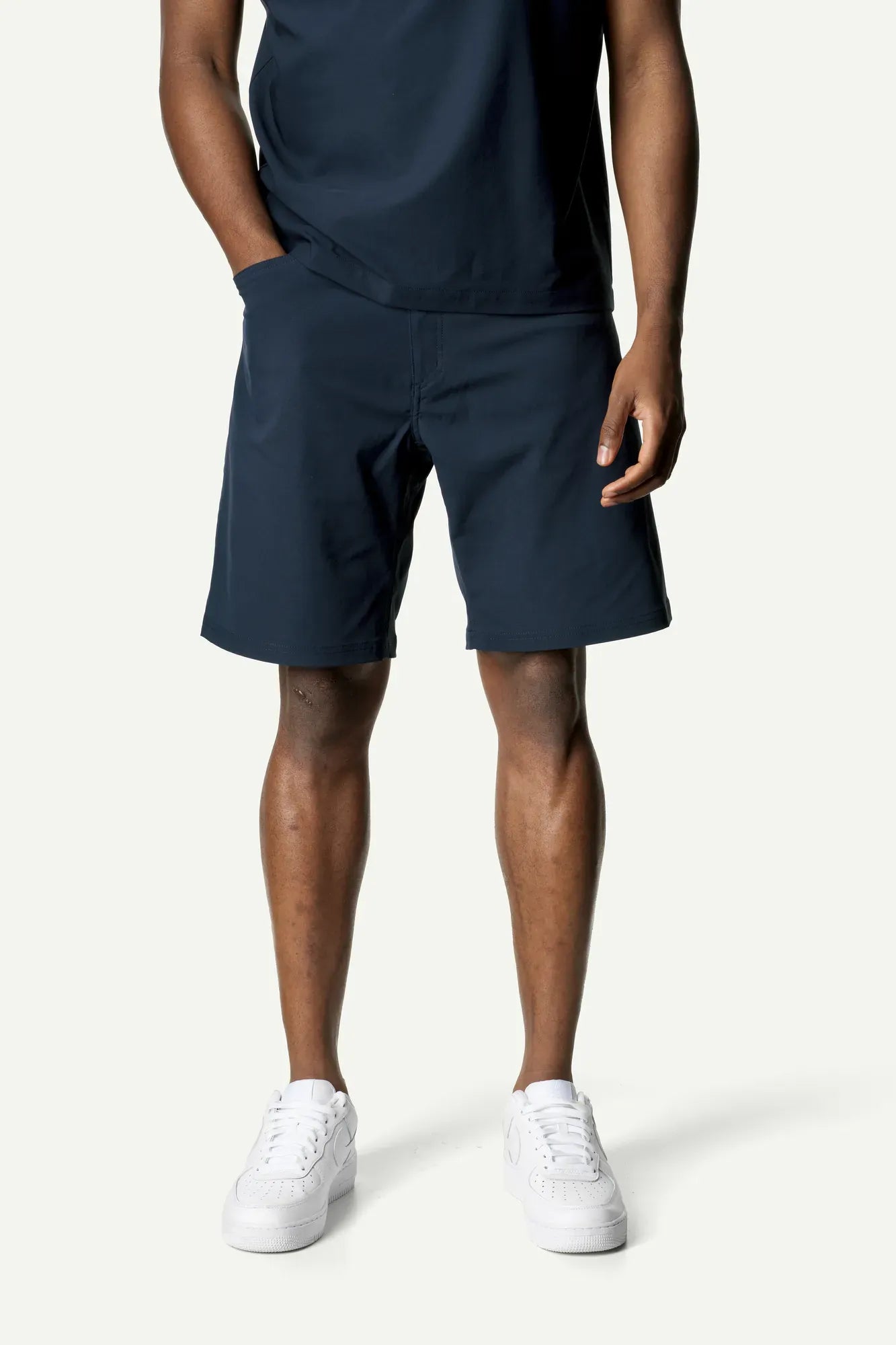 houdini-m-s-dock-shorts-herren-shorts-true-black-recycelt image 7