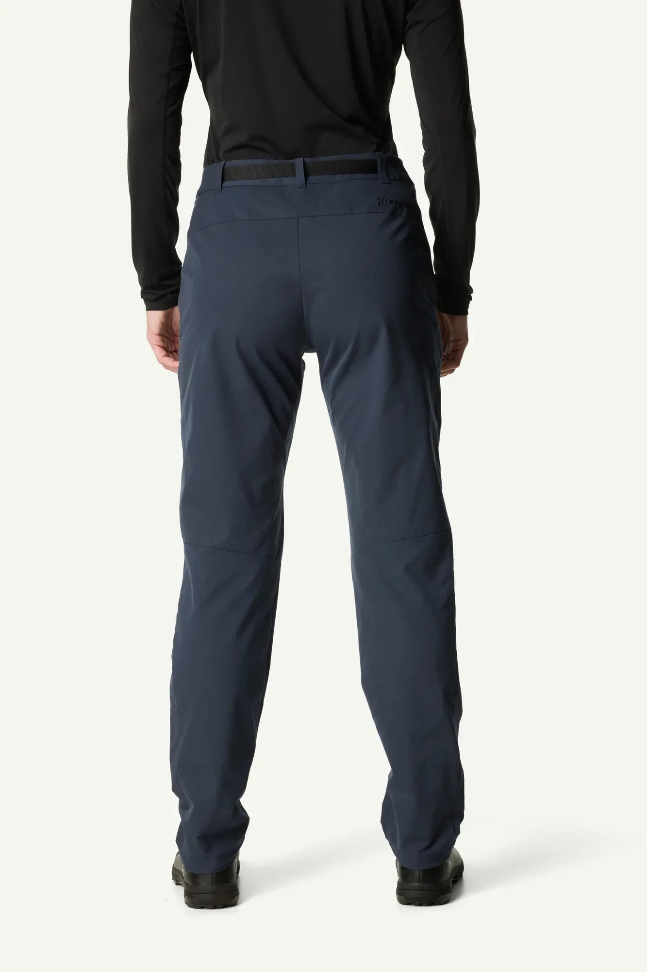 houdini-core-tech-pants-damen-softshellhose-sandstorm-winddicht image 5