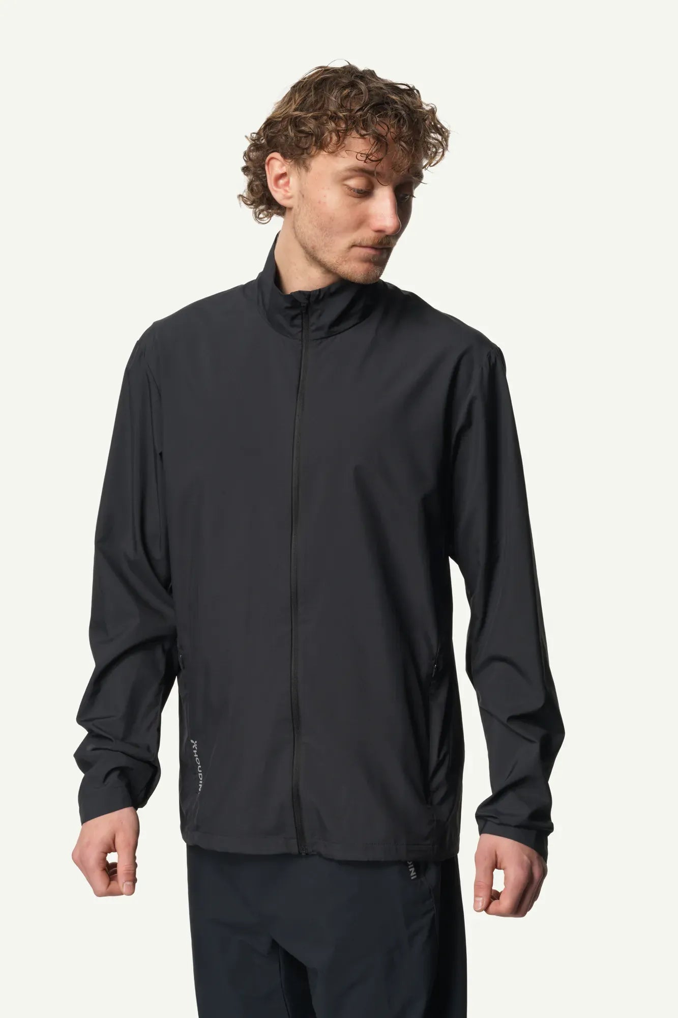 houdini-pace-m-s-pace-trail-jacket-laufjacke-true-black-leicht image 1