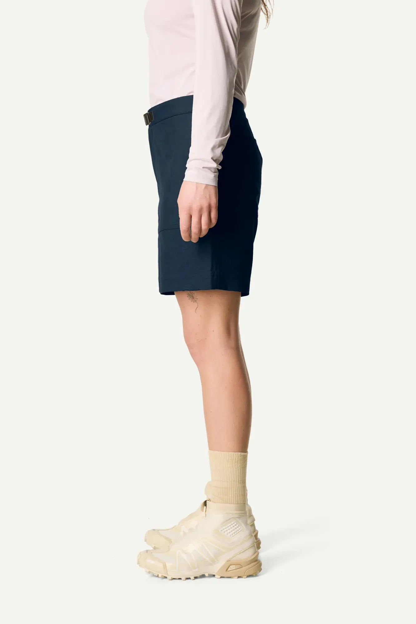 houdini-corespun-chore-shorts-damen-shorts-sandstorm-recycelt image 8