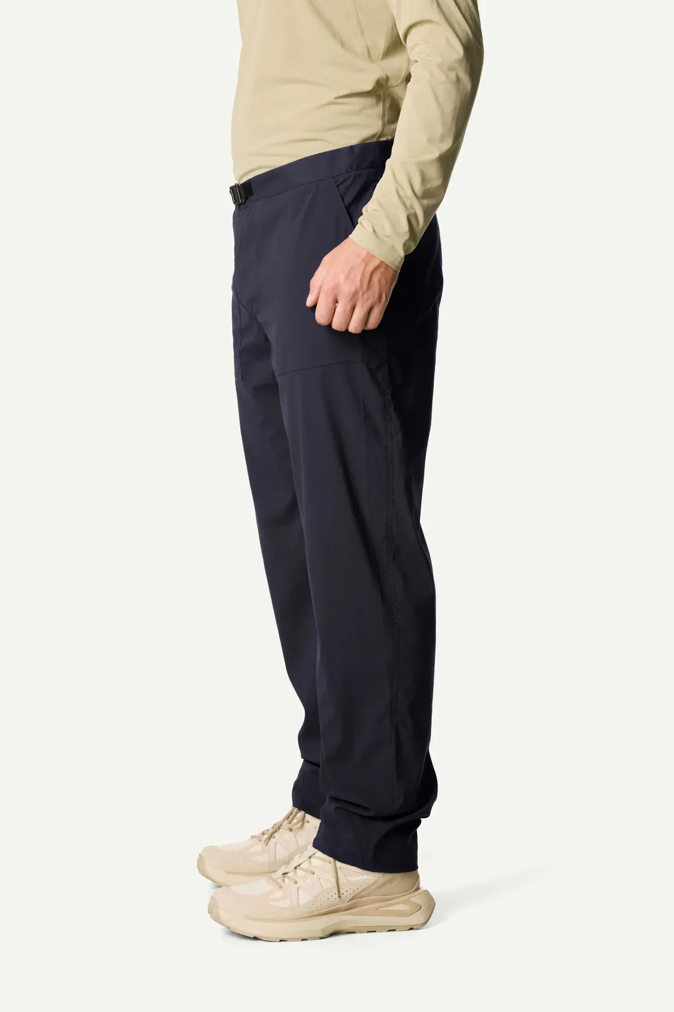 houdini-liquid-chore-pants-herren-hose-true-black-leicht image 4
