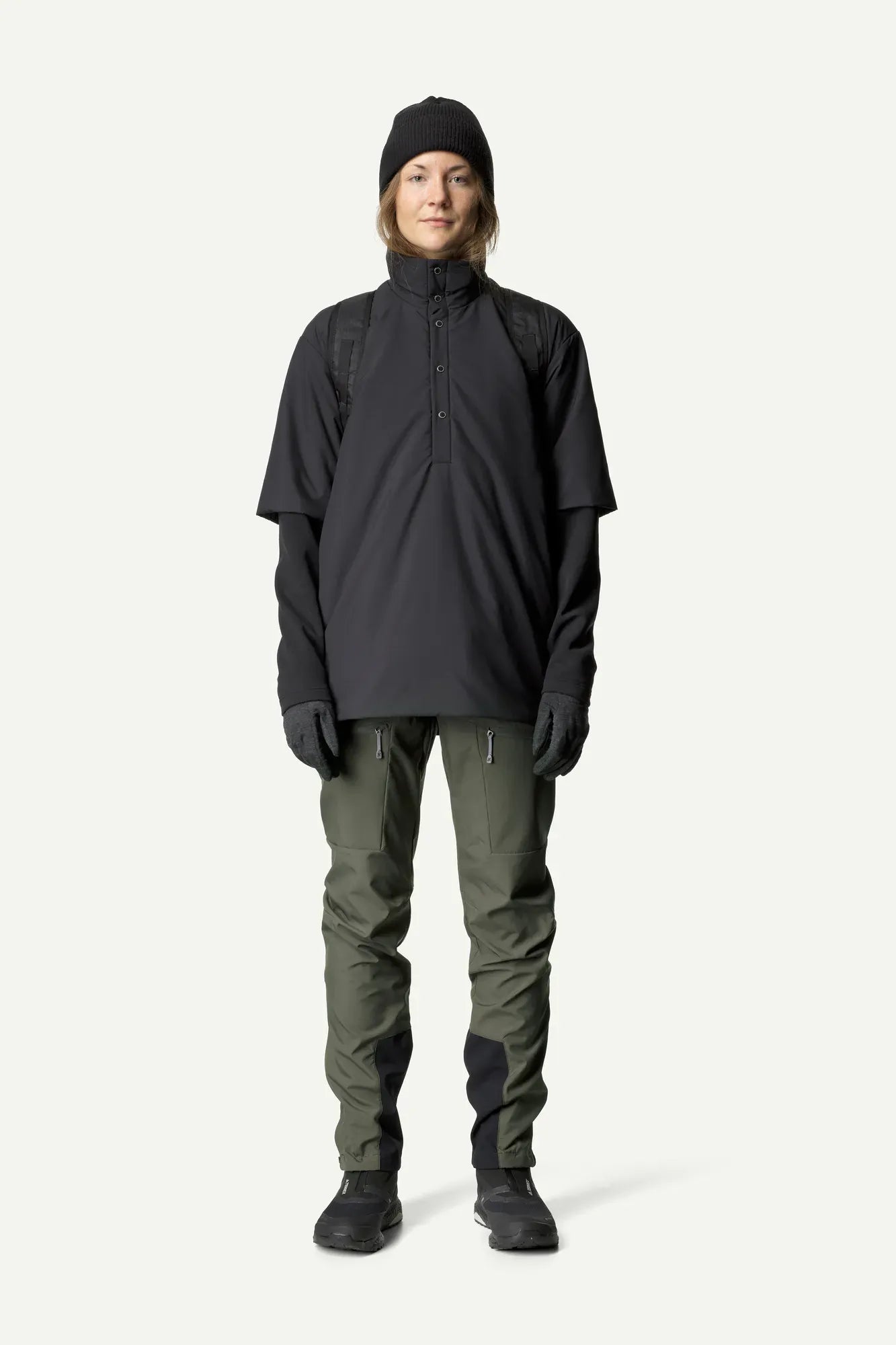 houdini-cover-all-weather-t-neck-shirt-true-black image 5