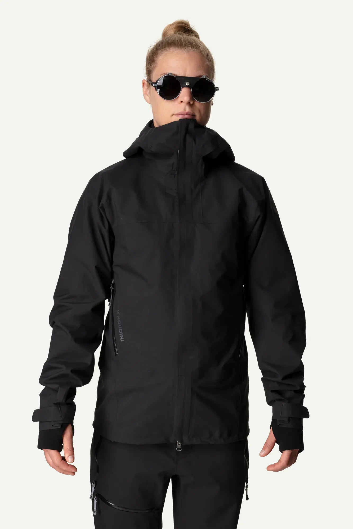 houdini-bff-jacket-damen-regenjacke-true-black-wasserdicht image 4