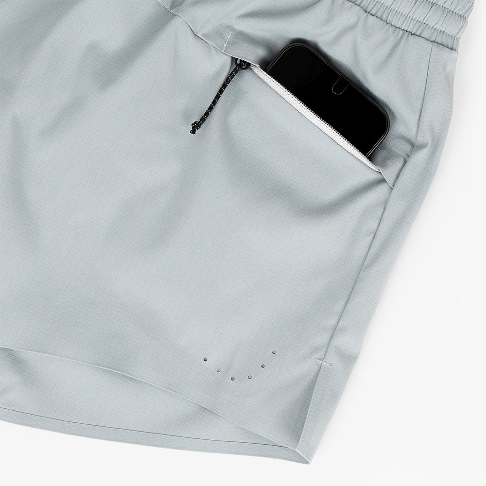 ciele-atshort-4-rs-quarry-laufshorts-damen-grau image 6