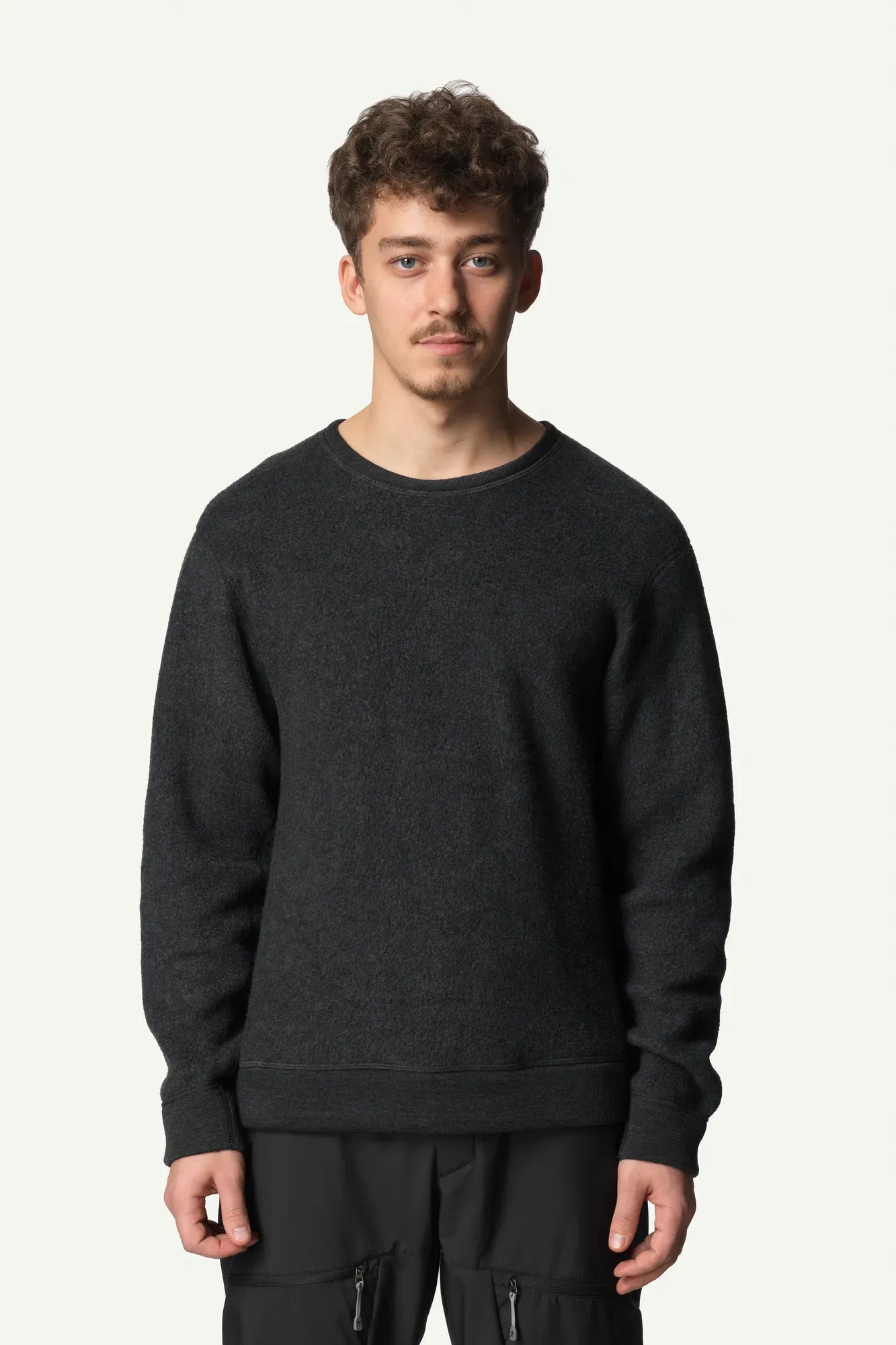 houdini-alto-m-s-alto-wool-crew-fleecepullover-true-black image 2