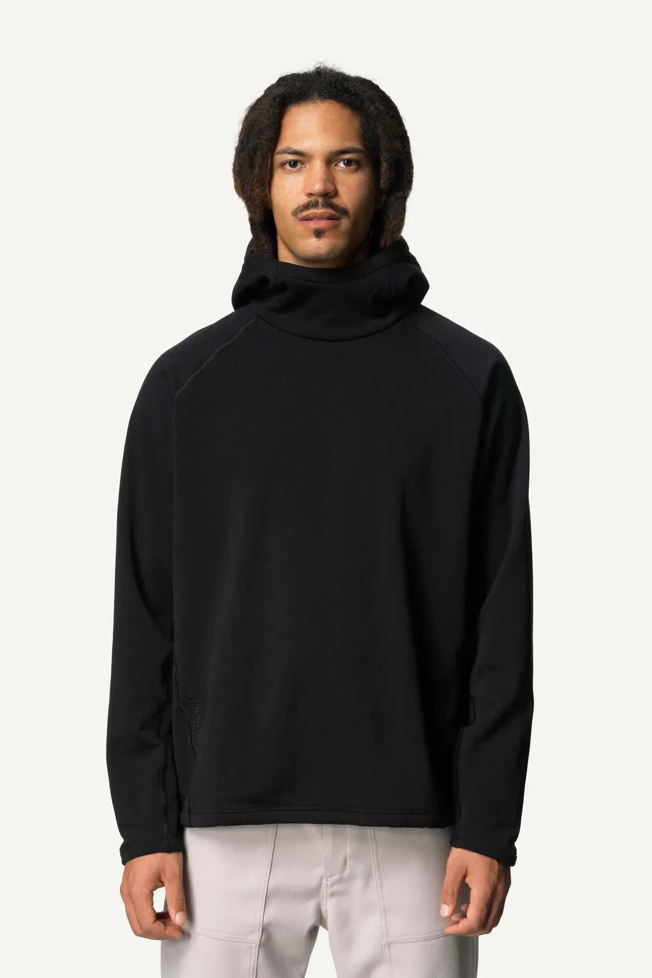 houdini-m-s-boxer-houdi-hoodie-true-black-power-stretch image 4