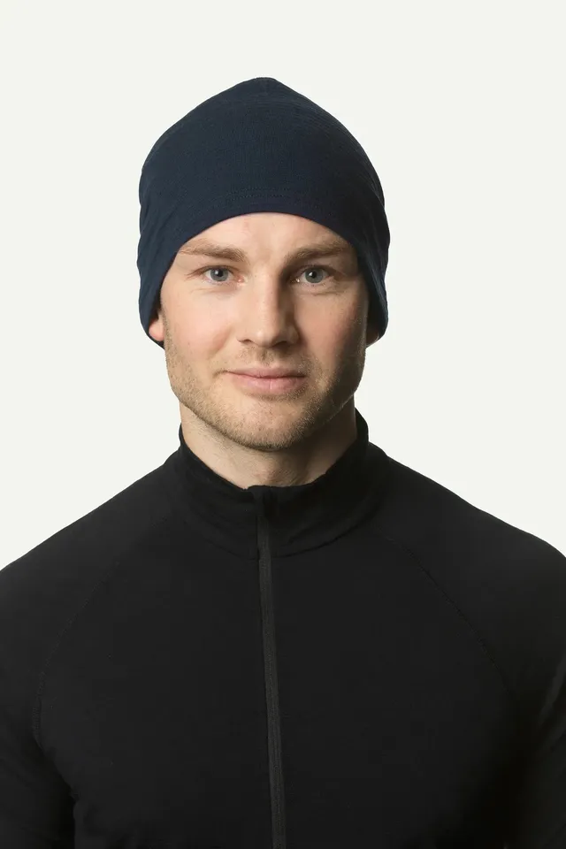 houdini-desoli-thermal-hat-merino-m-tze-true-black image 1
