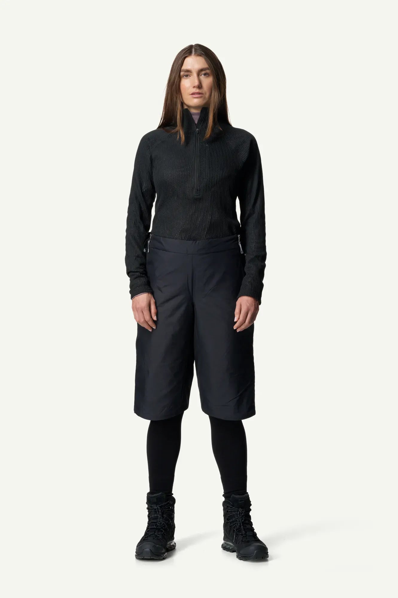 houdini-dunfri-shorts-damen-true-black-primaloft image 1