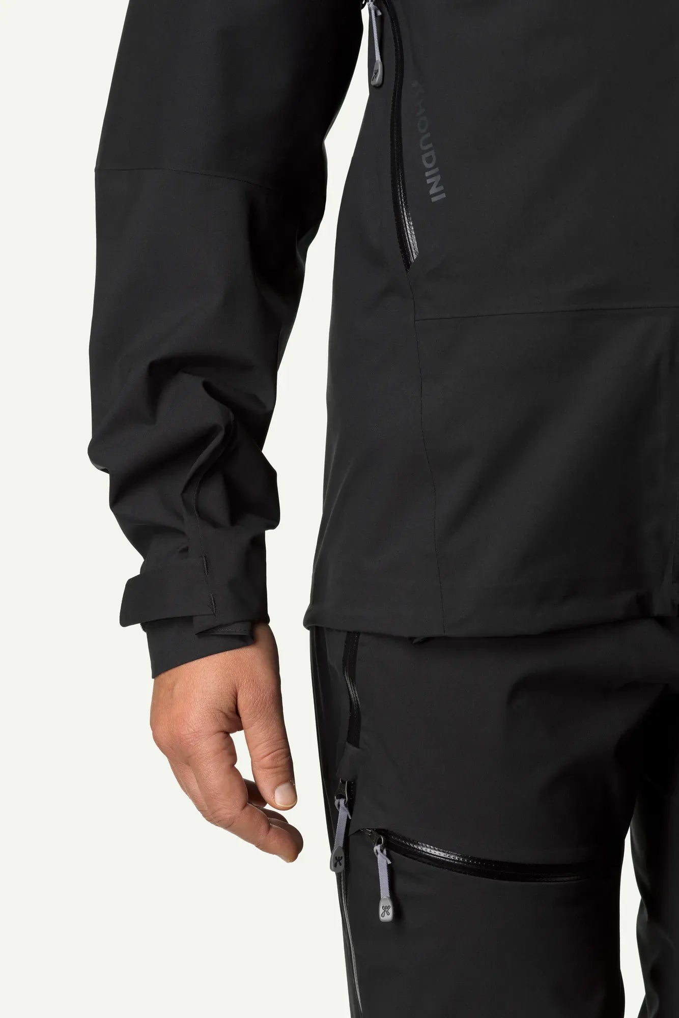 houdini-bff-jacket-damen-regenjacke-true-black-wasserdicht image 8
