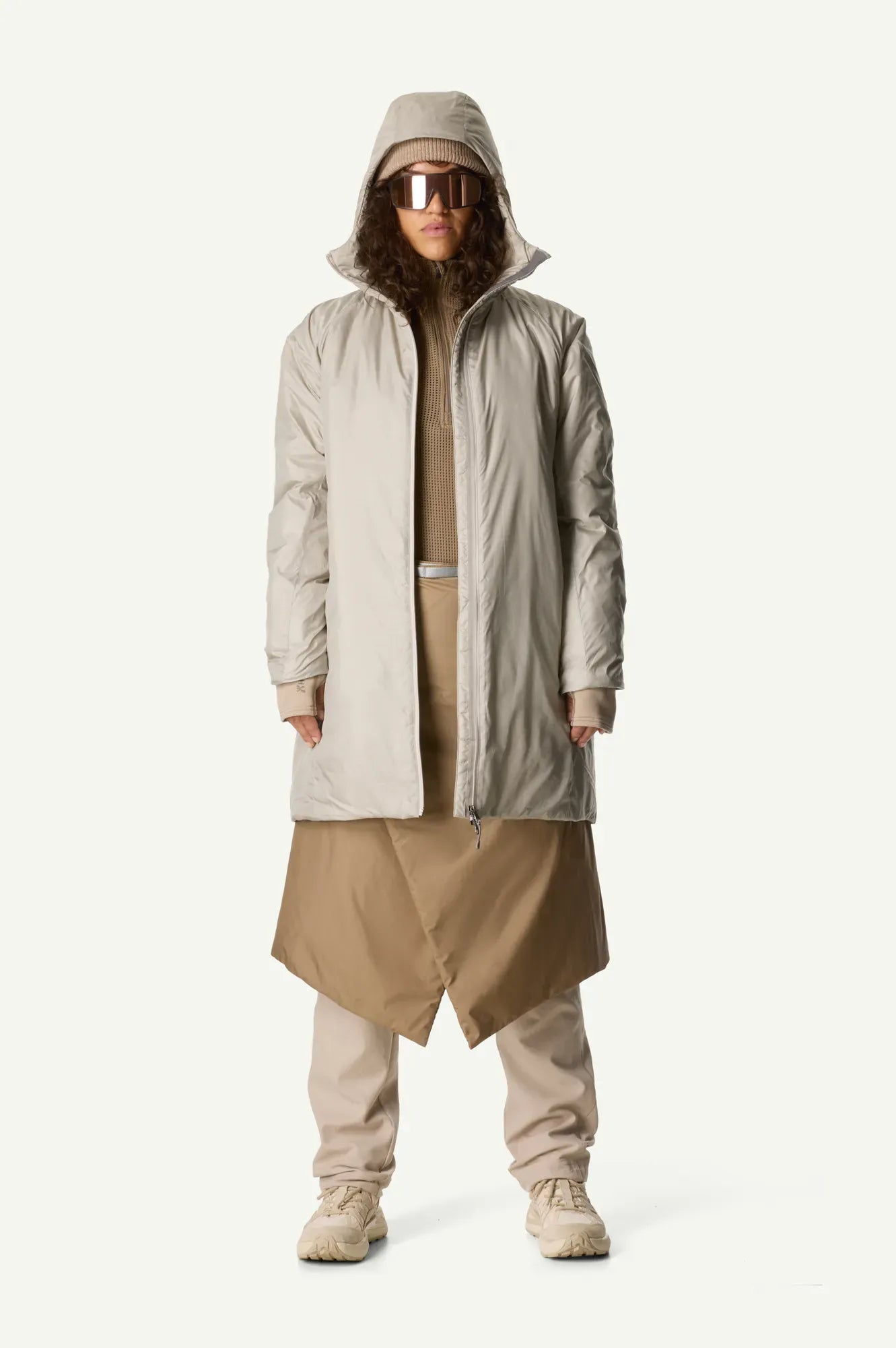 houdini-dunfri-parka-damen-winterjacke-sandstorm-primaloft image 1