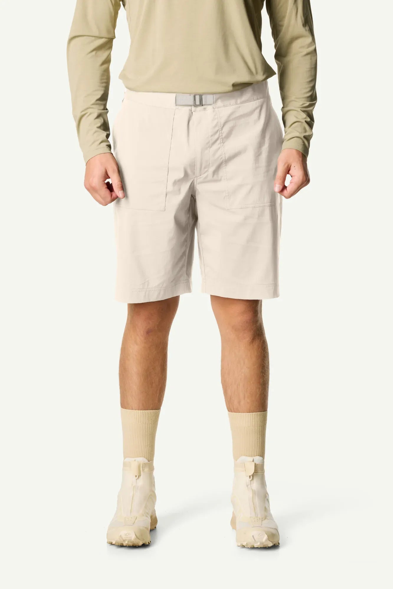 houdini-liquid-chore-shorts-herren-true-black-recycelt image 4