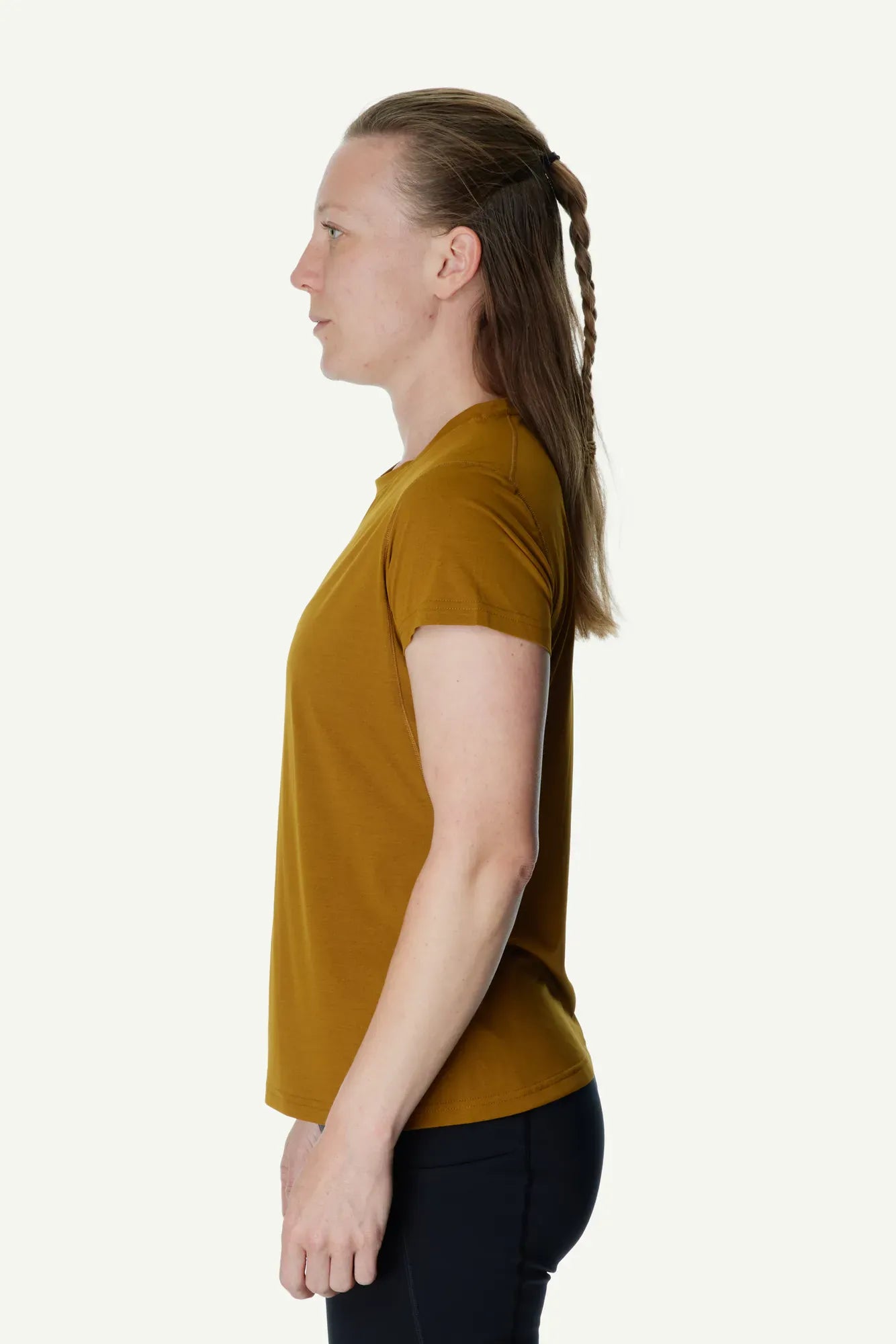 houdini-pace-air-tee-damen-shirt-true-black-lauf image 5