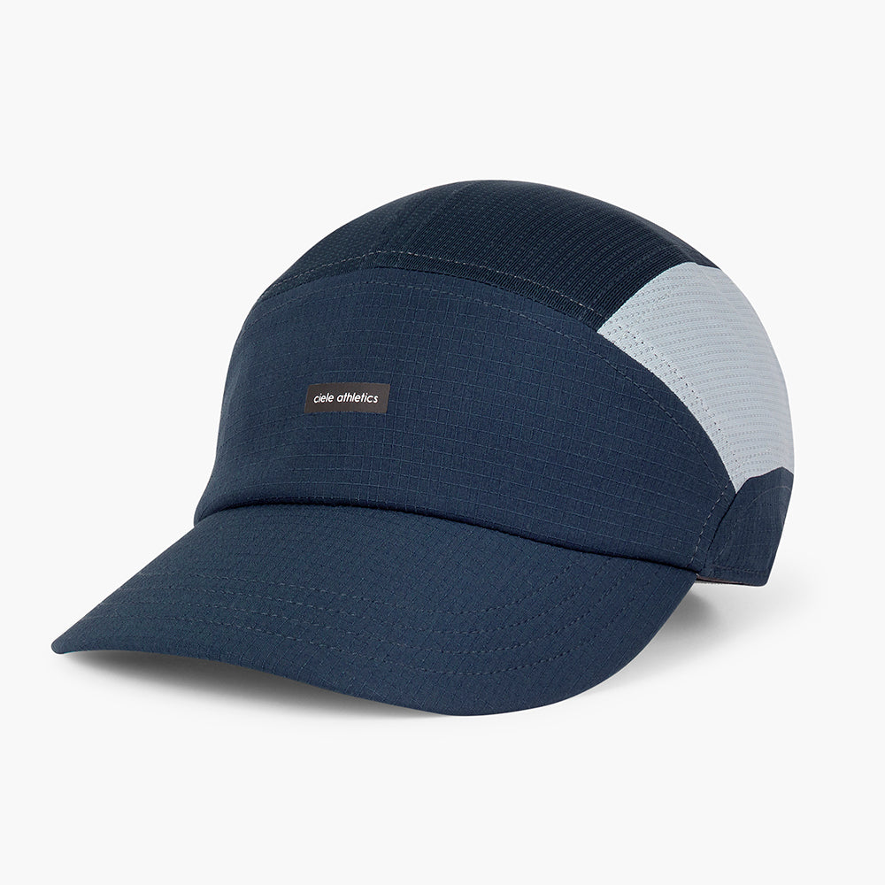 ciele-fstcap-sc-field-iconic-bar-laufcap-deepspace image 1