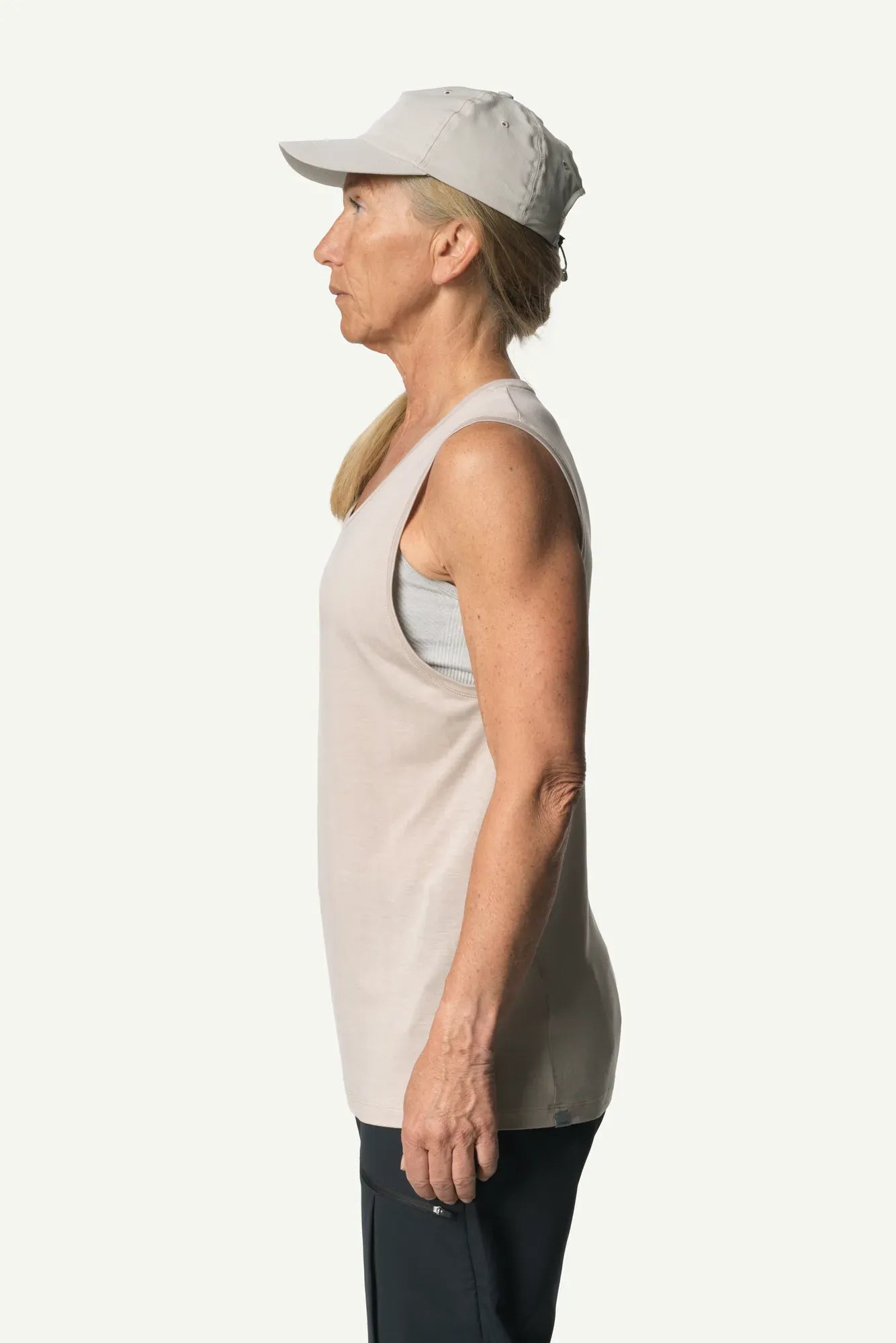 houdini-tree-w-s-tree-tank-top-true-black-tencel image 3