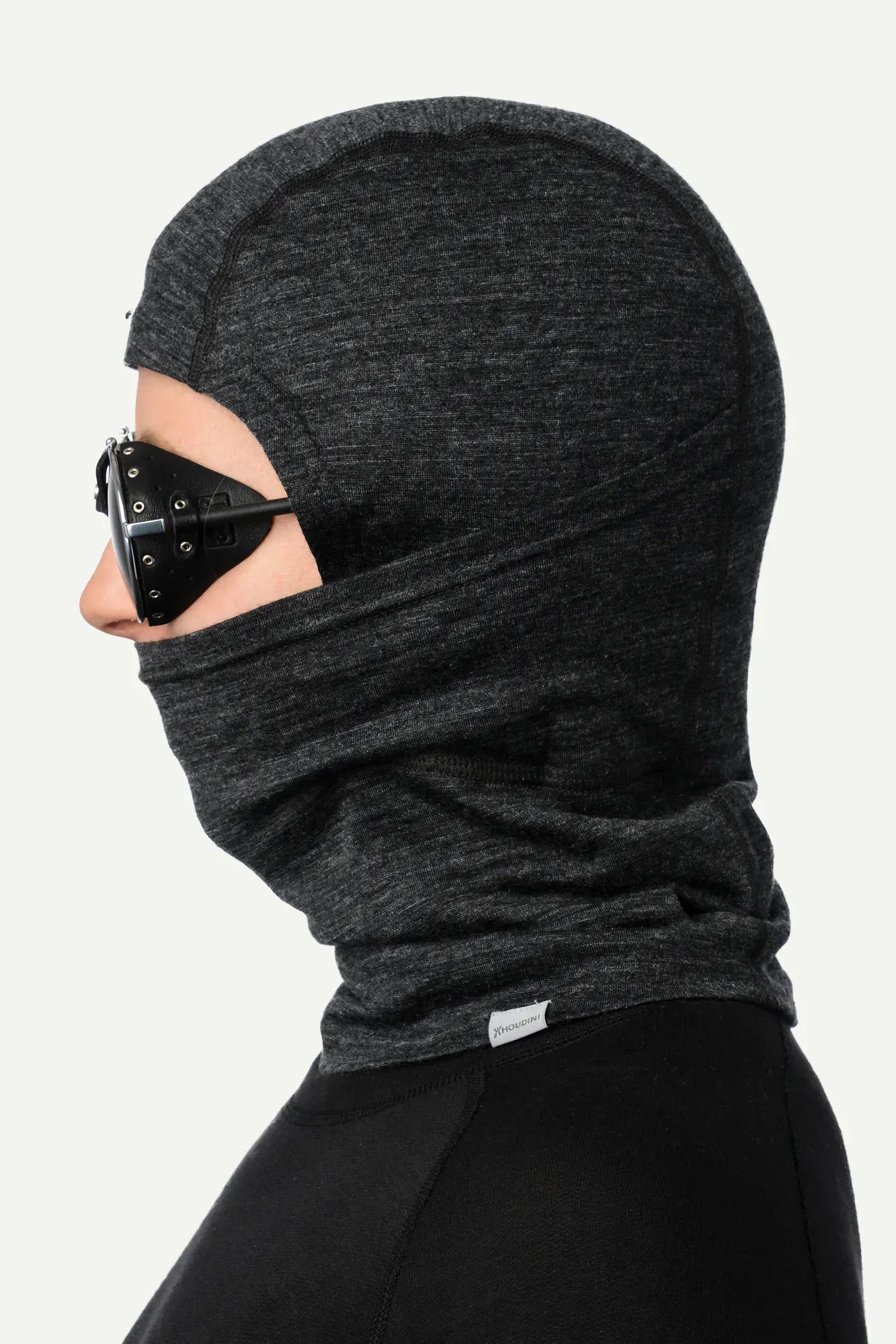 houdini-activist-balaclava-sturmhaube-merino-true-black image 3
