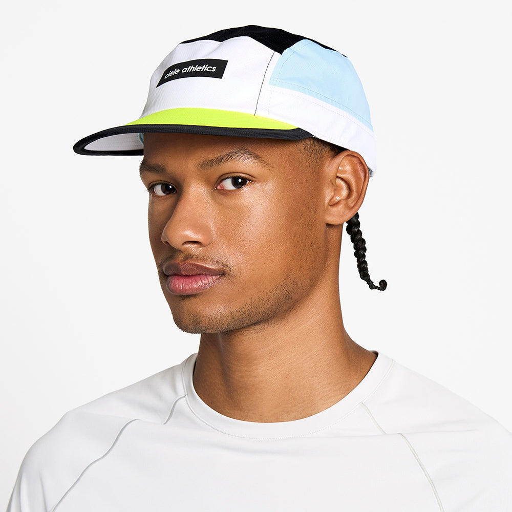 ciele-gocap-field-iconic-bar-laufcap-white-black image 2