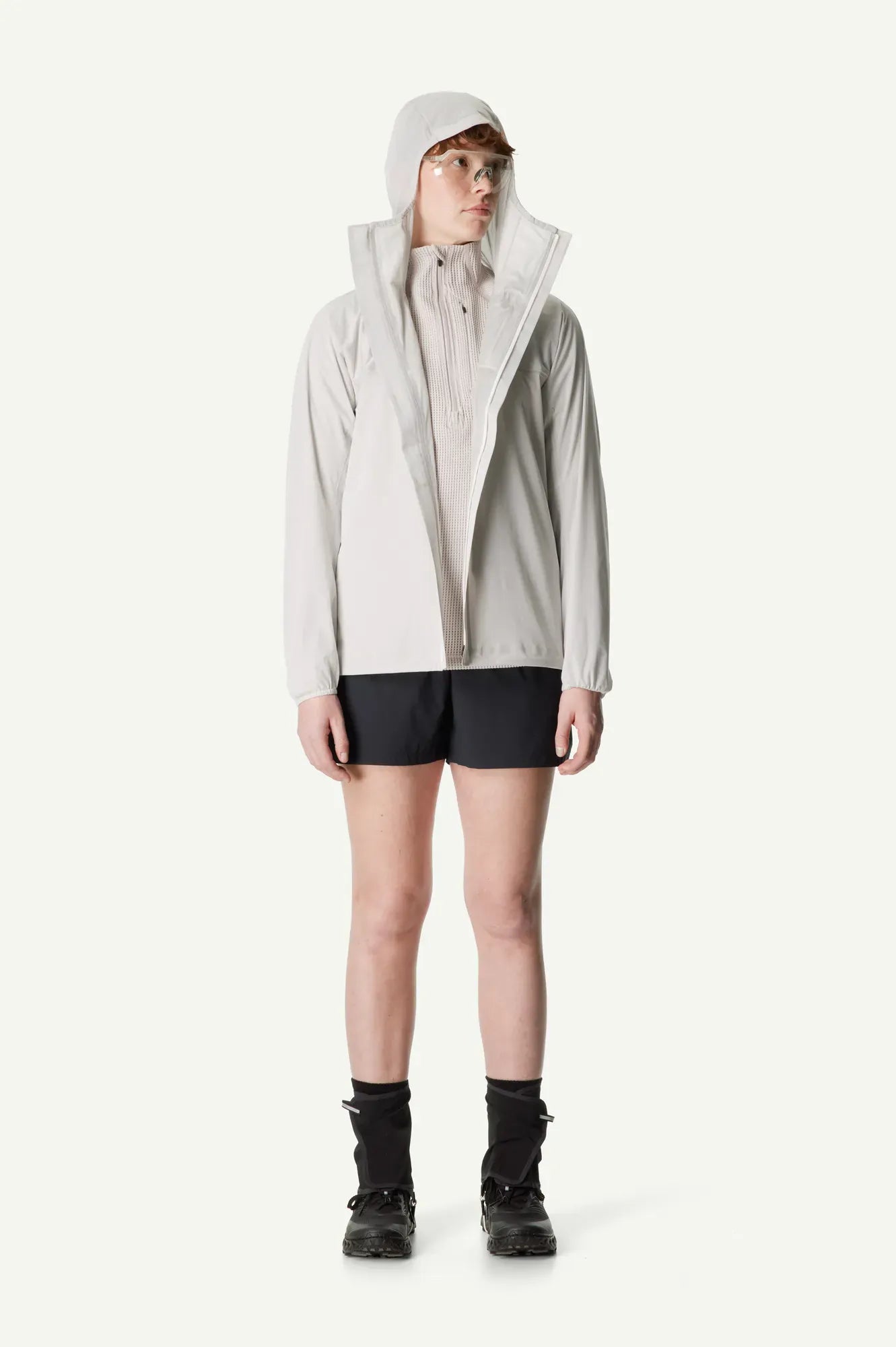 houdini-the-orange-damen-shelljacke-powderday-white-wasserdicht image 1