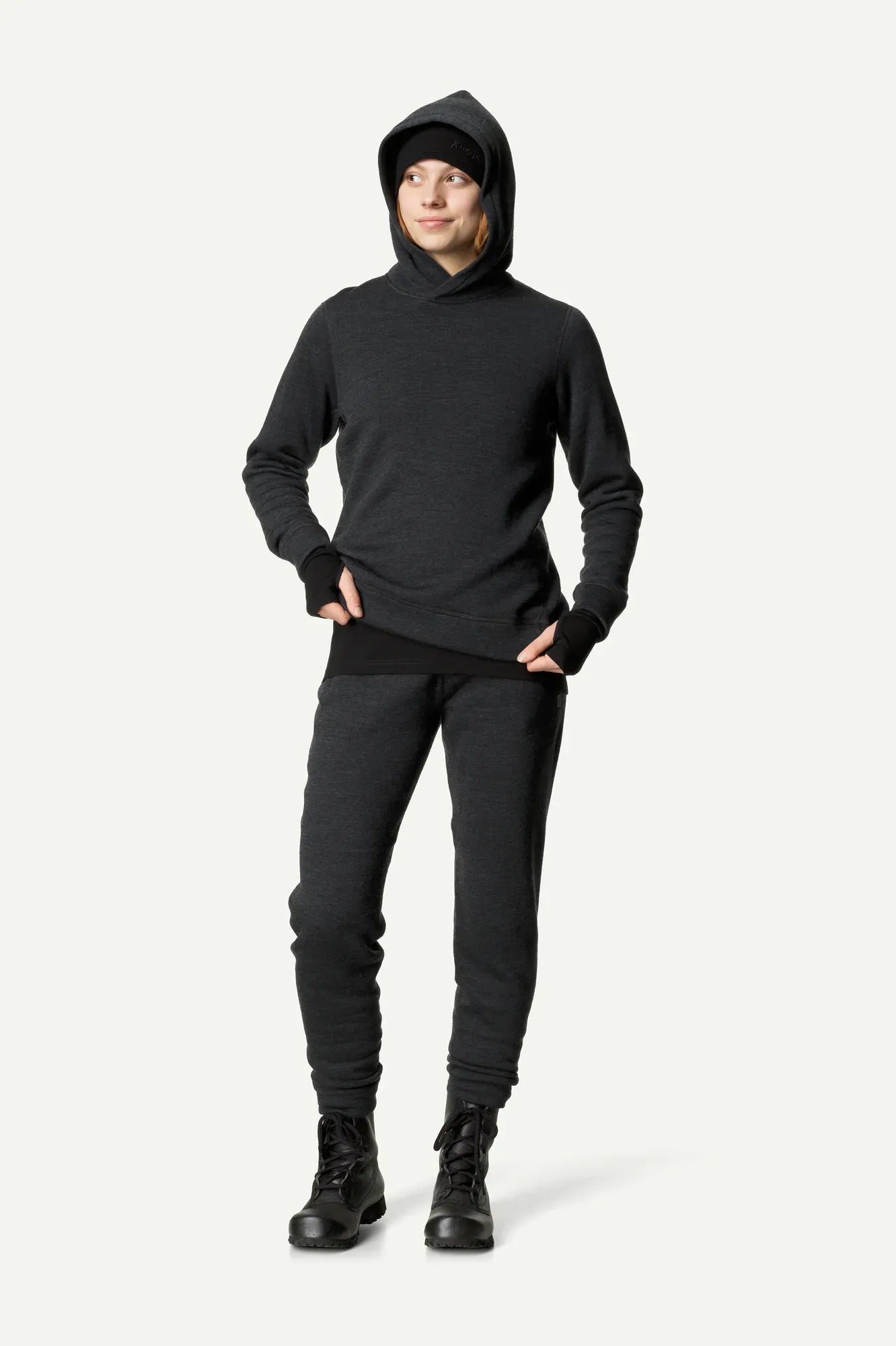 houdini-alto-w-s-alto-houdi-hoodie-true-black-merino image 7