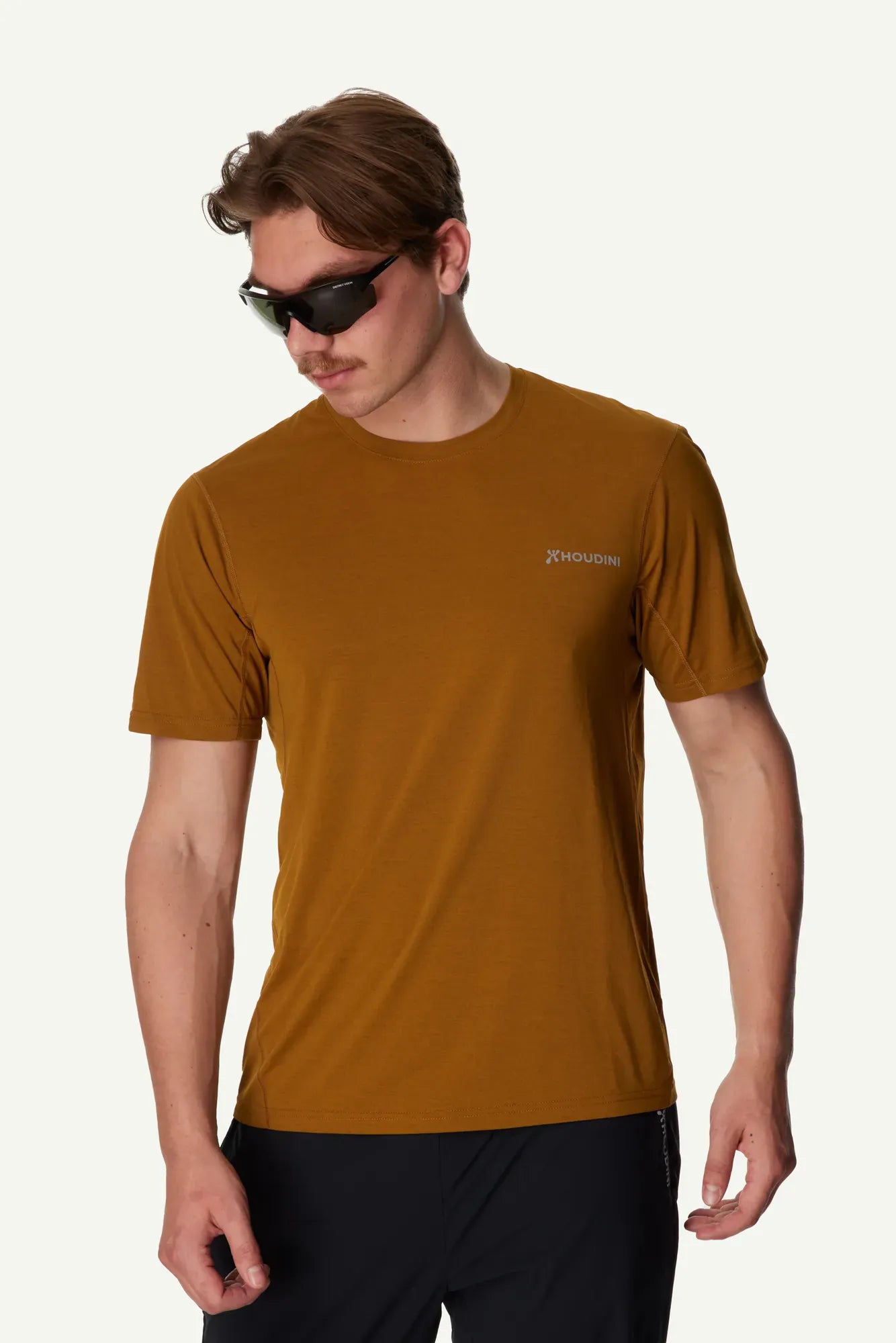 houdini-pace-air-message-tee-shirt-true-black-slim image 7