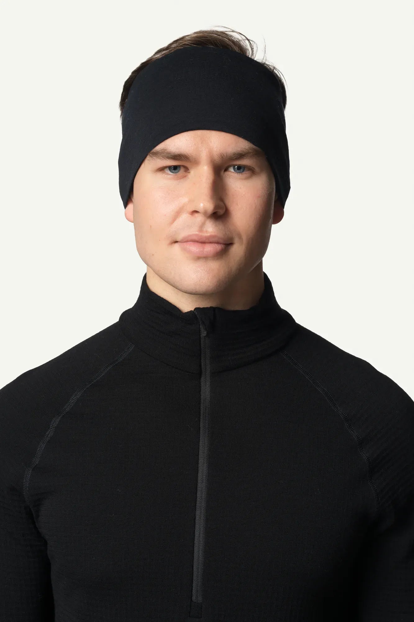 houdini-desoli-headband-stirnband-true-black-merinowolle image 5